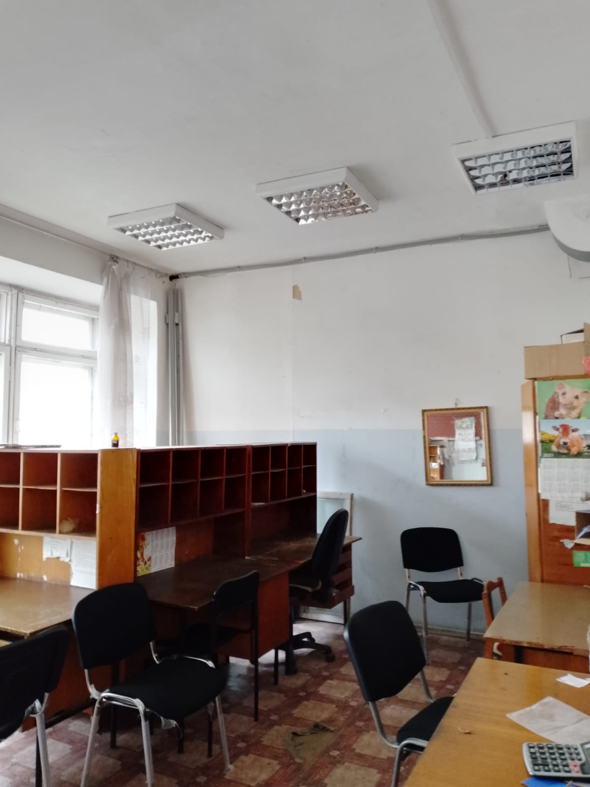 Лот № 1 Объект аренды, площадь 66,00 кв.м., номер помещения на поэтажном плане: 1 этаж, помещения № 10-13, 13а, адрес (местонахождение) объекта: Россия, Курганская обл., Белозерский район, с. Белозерское, ул. К.Маркса, 18