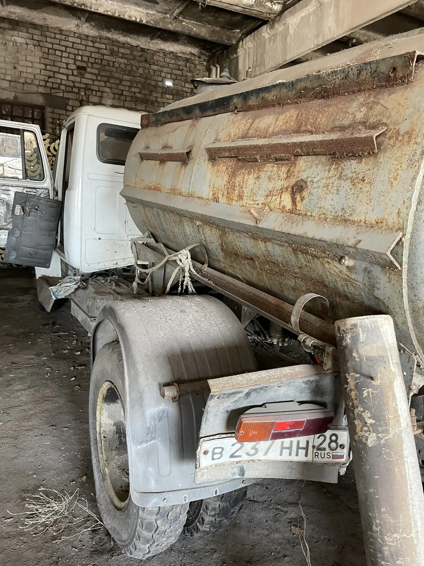 Машина вакуумная КО-50ЭВ-2
