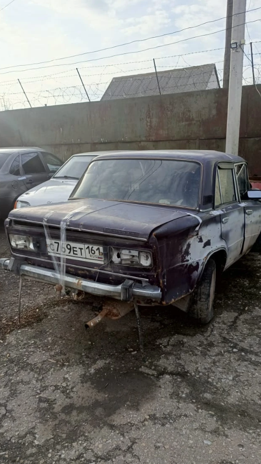 Автомобиль ВАЗ 2106