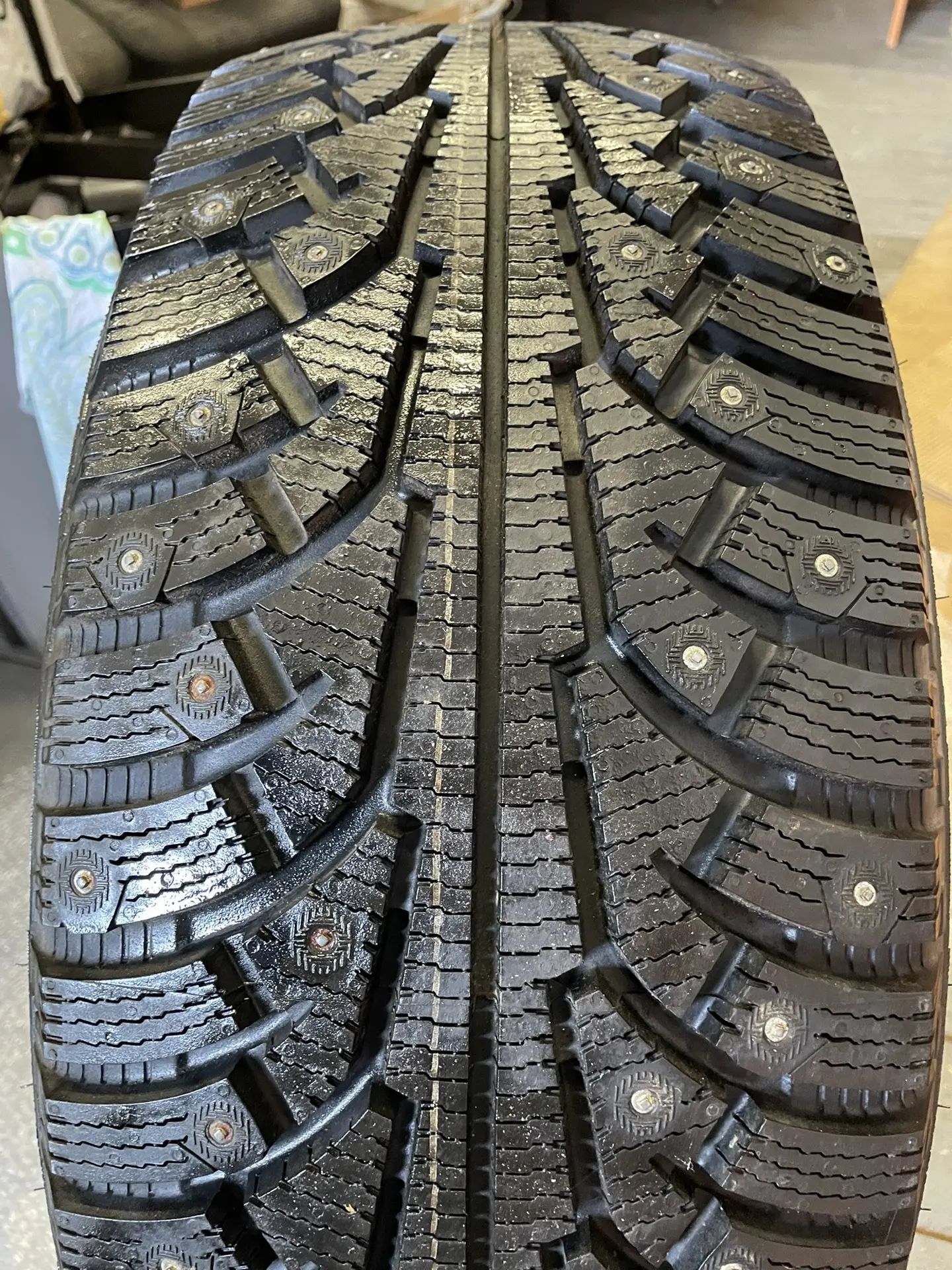 Автомобильная зимняя шина Nokian Hakapeliita sport utility 5 255/65 R16