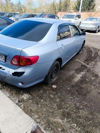 Автомобиль Тойота Королла, г/н М433ВС124, 2007г.в., VIN JTNBM58E902006163. Рабочее состояние, и комплектность автомобиля не проверялось. Находится в г. Красноярск, данное имущество обращено в доход государства (Документы, отсутствуют). (39/26)