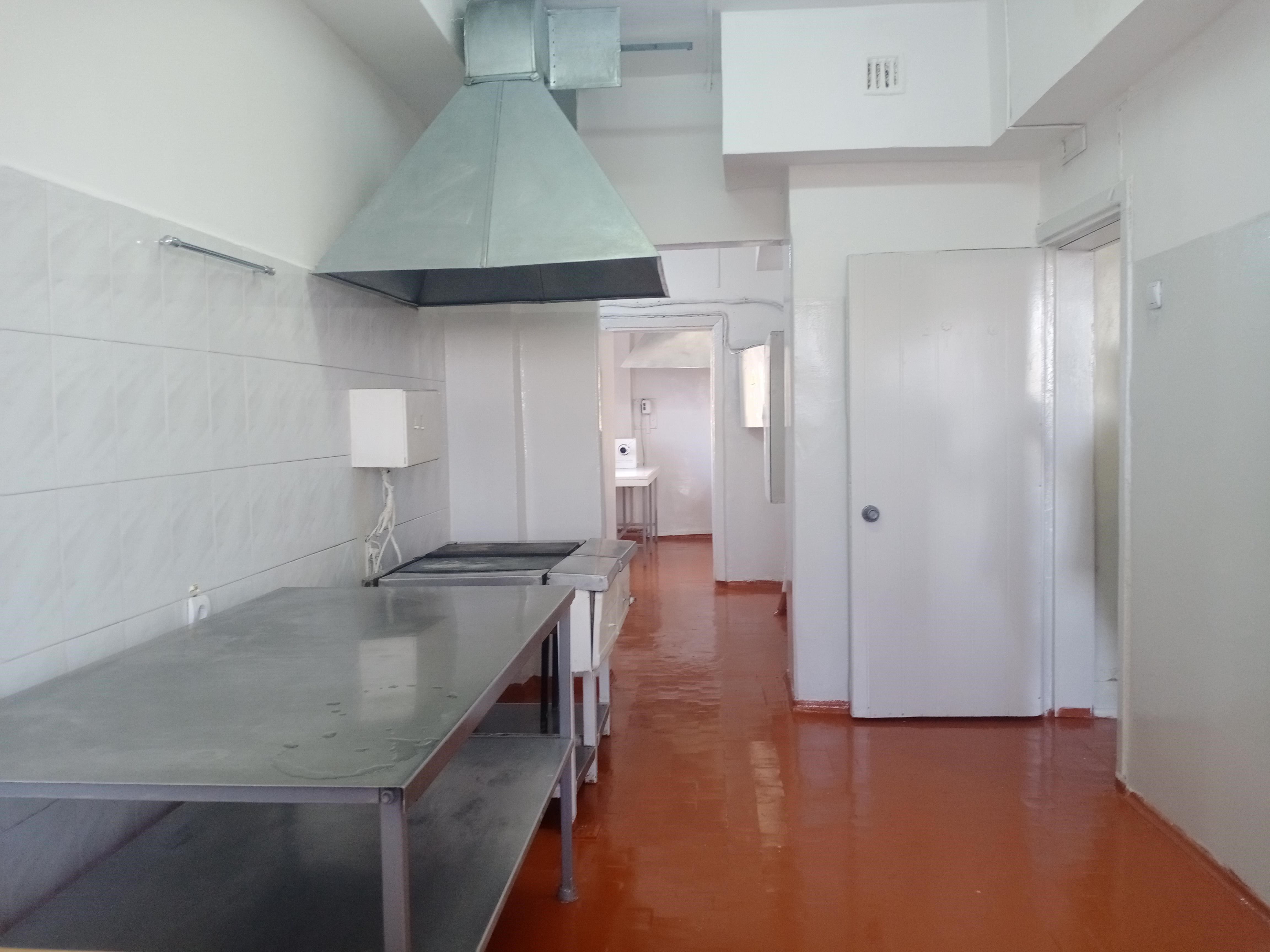 Объект аренды, площадь 132,00 кв. м., номера на поэтажном плане 6 этажа: 2-6,6а адрес (местонахождение) объекта: 362003, Северная Осетия - Алания Респ, Владикавказ г, Коста пр-кт, дом № 134