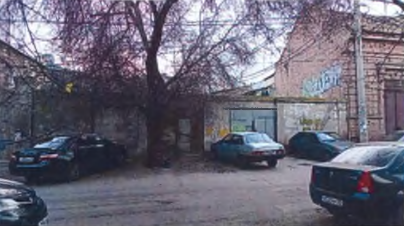 земельный участок, общей площадью 143 кв. м., КН 30:12:010029:8, РНФИ П11320000978, с расположенным на нем объектом недвижимого имущества – гараж, КН 30:12:010029:76, РНФИ П12320001726, площадью 104,5 кв.м., по адресу: Астраханская область , г Астрахань, р-н Кировский, ул Красная Набережная, 21/4