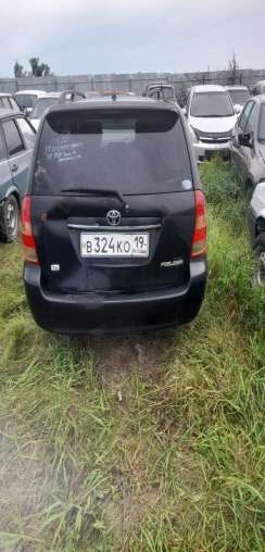 Автомобиль TOYOTA COROLLA FIELDER г/н В324КО19, VIN отсутствует, цвет черный, 2002 г/в