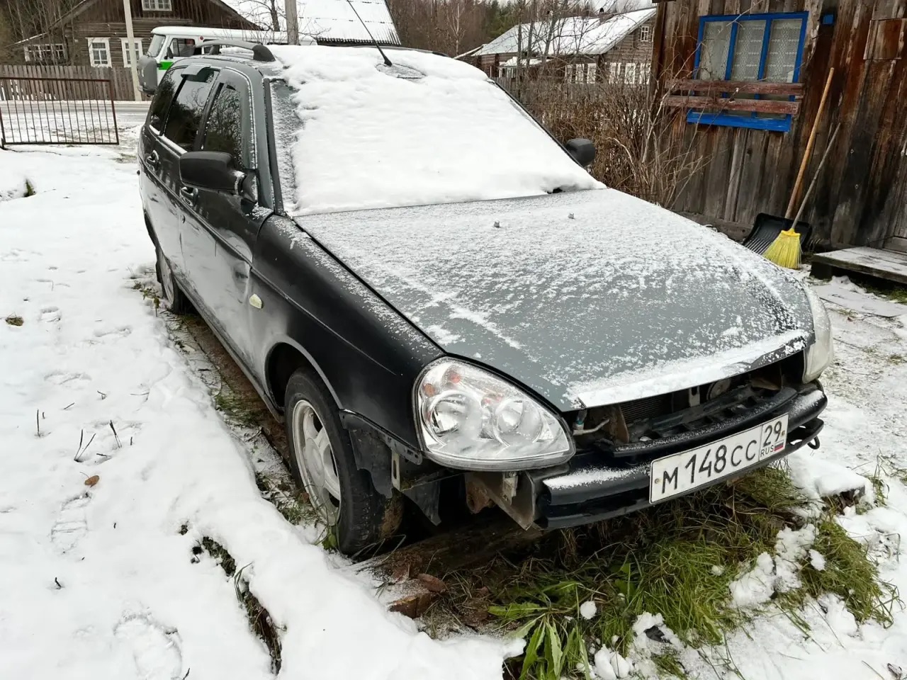 Автомобиль LADA 217130 LADA PRIORA, 2011 г.в., г.р.з. М148СС29, VIN XTA217130B0042446, 1 шт. + Автомобиль LADA 210740 LADA 2107, 2008 г.в., г.р.з. Н175СТ29, VIN XTA21074082807791, 1 шт. + Мопед Racer RC50 ALPHA, без г.р.з., VIN 29 RL30034R0360274, 1 шт. + Автомобиль Renault Logan SR, 2007 г.в., VIN X7LLSRAGH7H066844, автомобиль имеет повреждения, 1 шт. Единый лот. Сопроводительные документы отсутствуют.