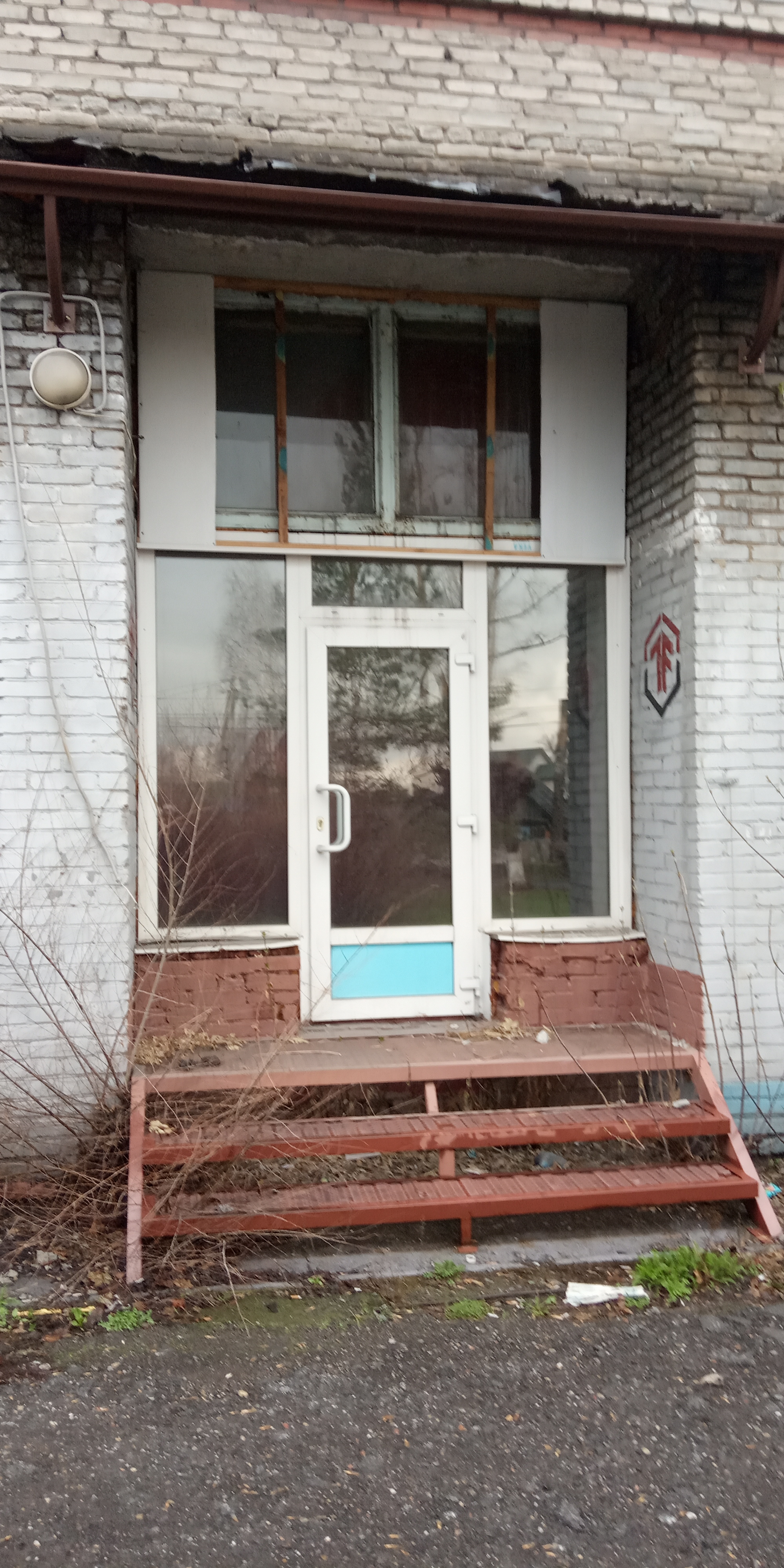 Помещение площадью 188,30 кв.м. адрес (местонахождение) объекта: 654025, Кемеровская область - Кузбасс обл, Новокузнецк г, Дузенко, 43