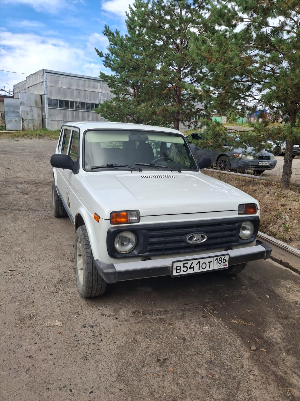 Транспортное средство LADA 4Х4, регистрационный знак транспортного средства: В 541 ОТ 186.