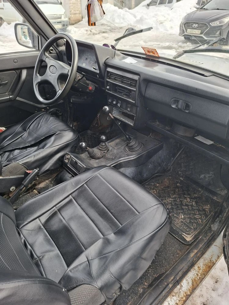 Легковой автомобиль, ВАЗ-213100 Н703ТЕ48