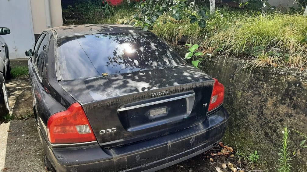 Транспортное средство: автомобиль Вольво S80
