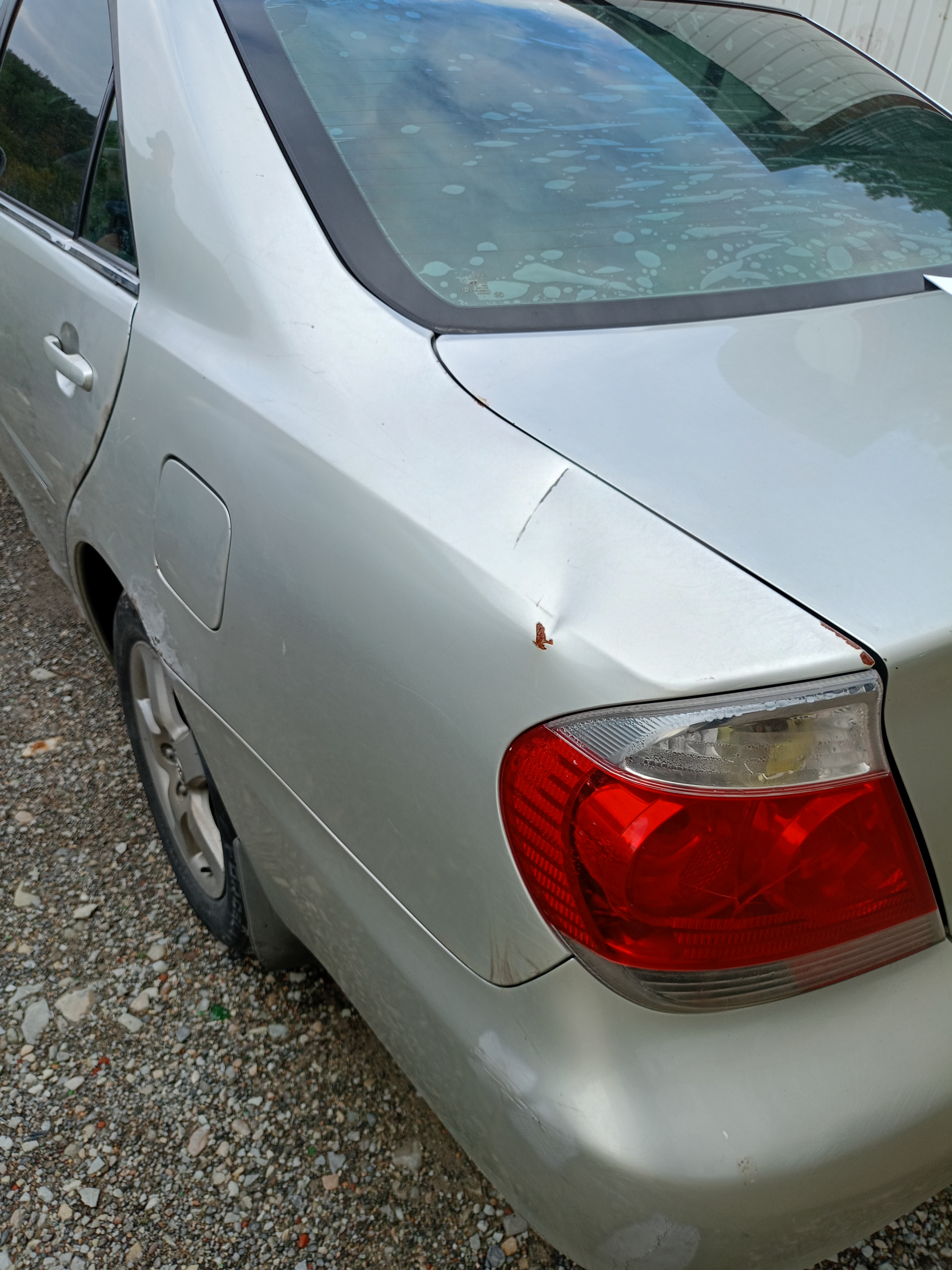 Д-к: Кадалаев А.С. Легковой автомобиль TOYOTA CAMRY, г.в. 2004, г/н В498СО26, VIN JTDBE38K900307863
