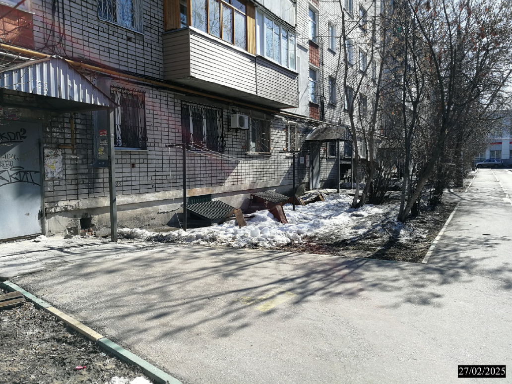 Нежилое помещение пом п4 (этаж № подвал) общей площадью 721,5 кв.м, кадастровый номер 52:18:0030177:795, расположенное по адресу: Нижегородская область, г.Нижний Новгород, Канавинский район, ул.Литературная, д.19
