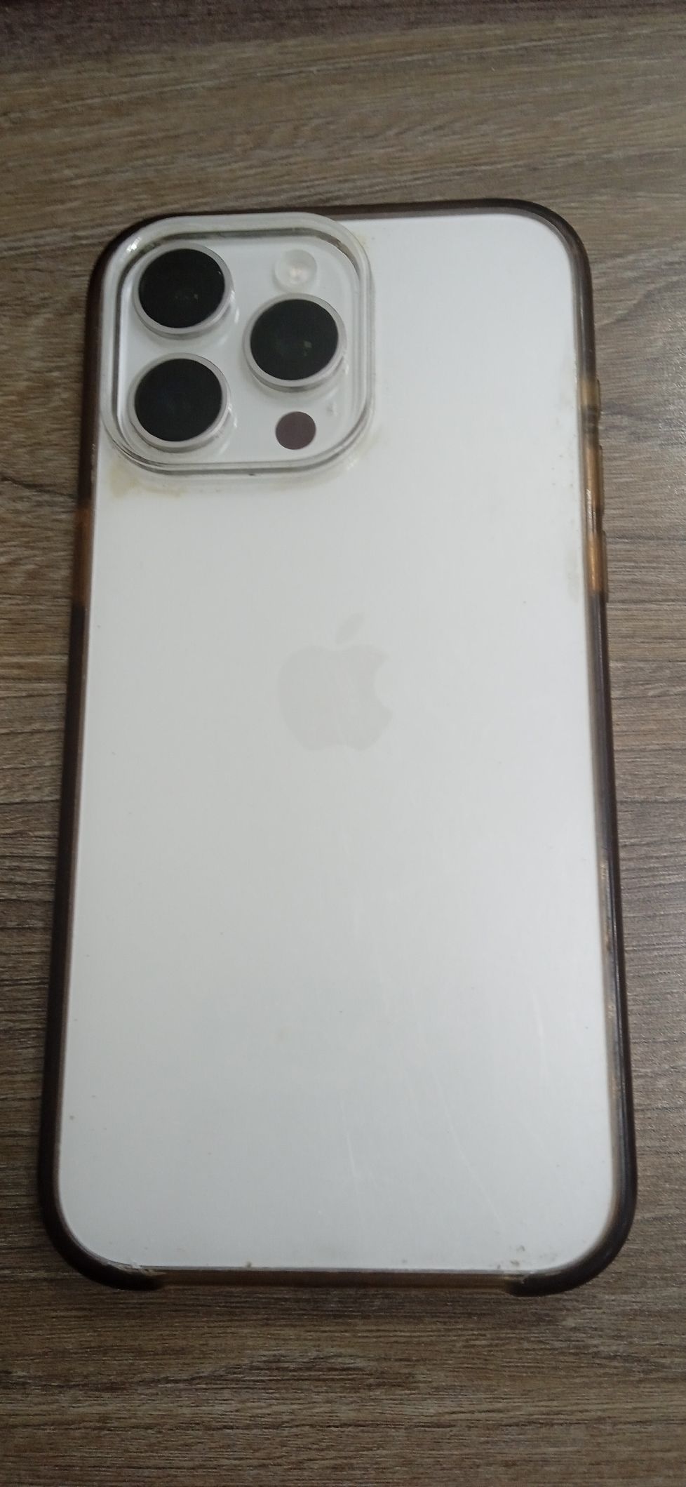 Мобильный телефон марки «Айфон 15 Про Макс» («Iphone 15 Pro Max») номер модели: MU783BE/A, серийный номер: GP9WCFXP5Q, IMEI1: 354679848108166, IMEI2: 54679848252501. Мобильный телефон марки «Айфон 13» (Iphone 13) модели: MLPG3ZD/A, серийный номер: J32DF47V9V, IMEI1: 358763465700996, IMEI2: 358763465584093.