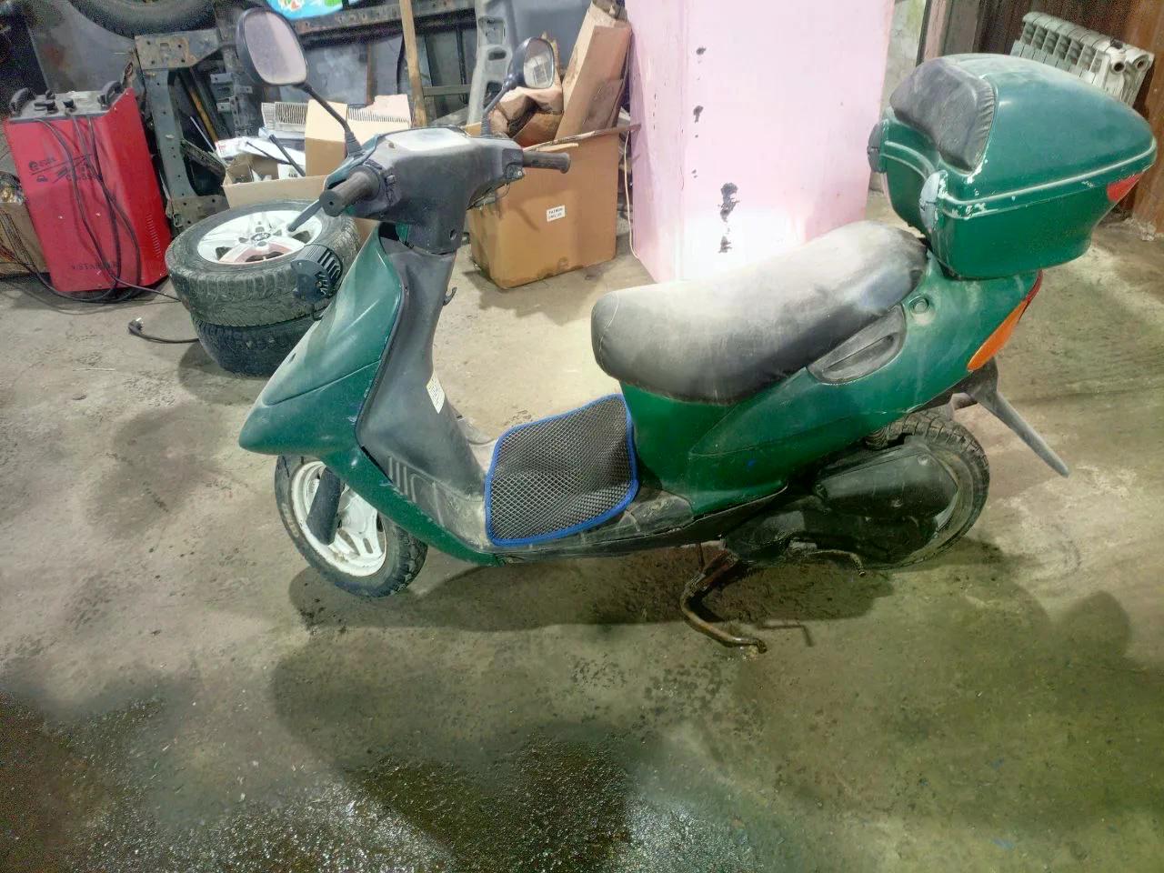 Мопед SUZUKI Let`s 2, без г/н, номер рамы CA1KA-192867, комплектность и состояние не проверялась данное имущество обращено в доход государства. Находится в Ачинском районе (Документы отсутствуют)