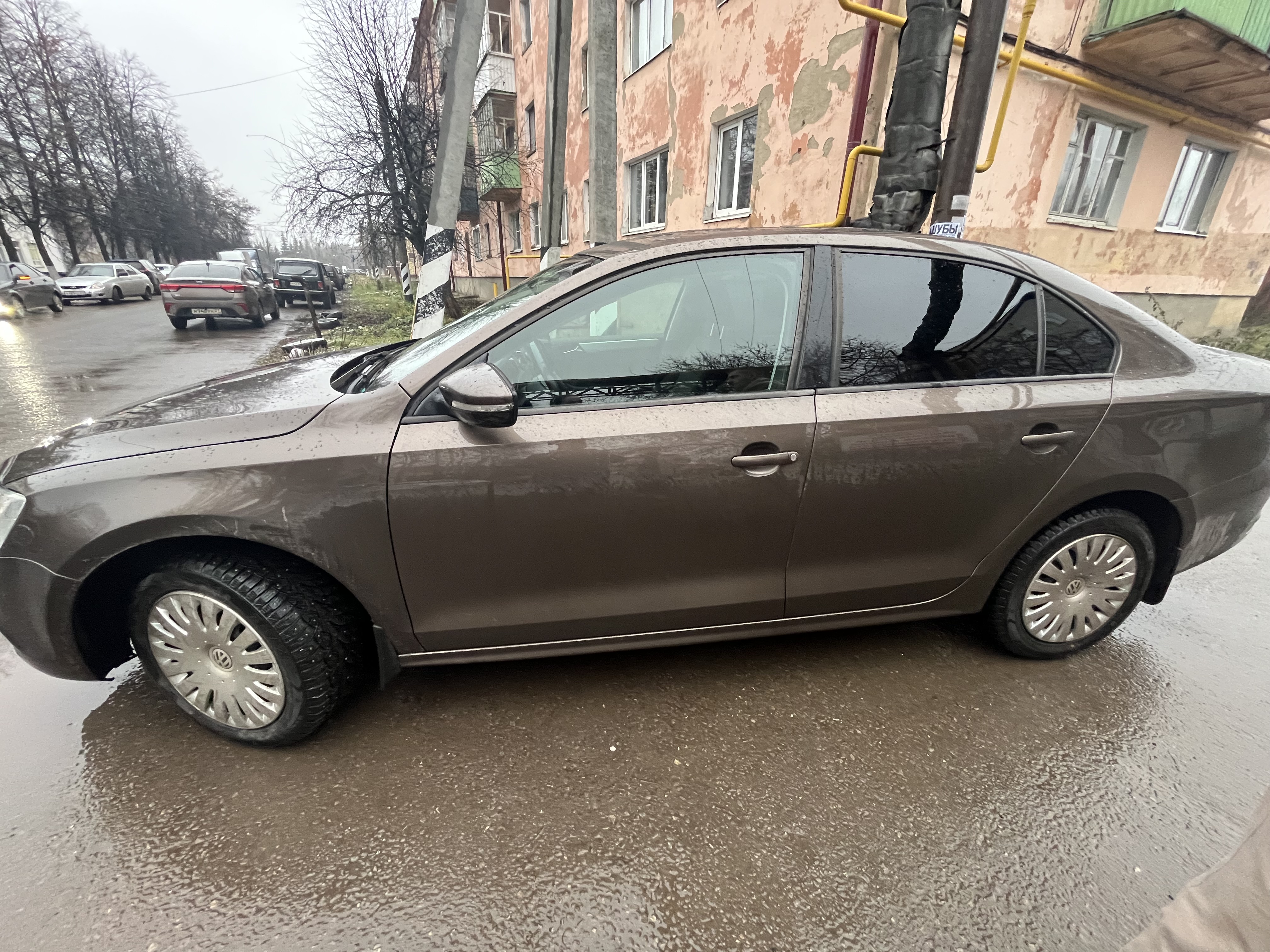АМТС Volkswagen Jetta, 2012 г.в., г/н М068ХН21, VIN WVWZZZ16ZDM031648, цвет коричневый