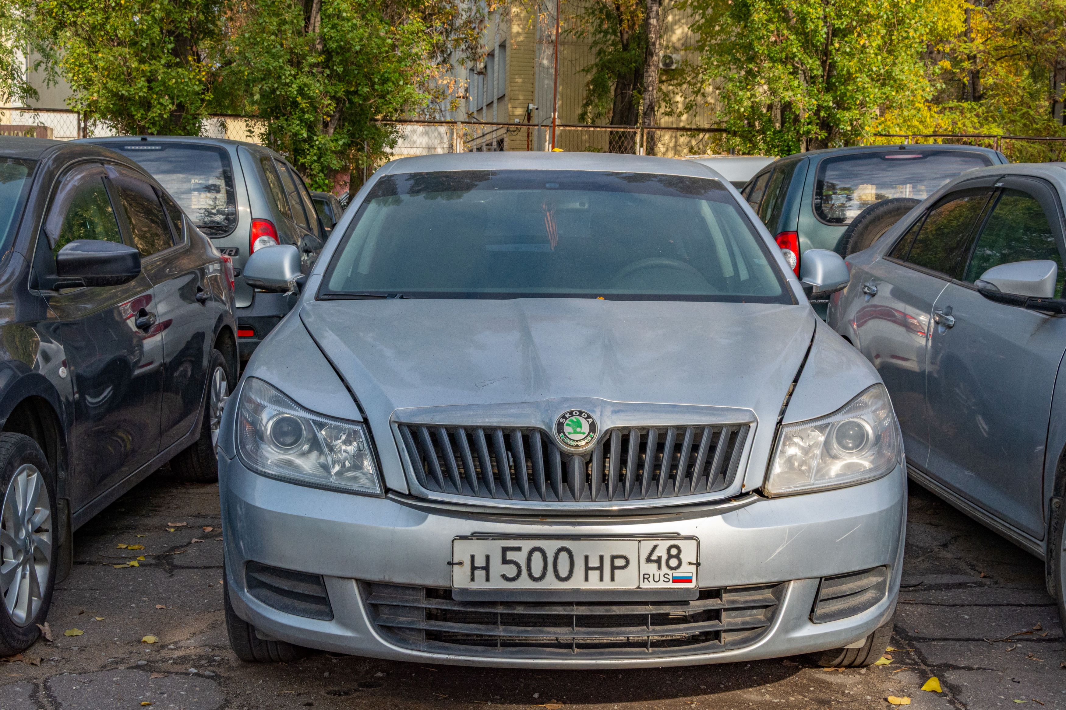 Легковой автомобиль, марка, модель ТС: Skoda Octavia, 2011 года выпуска; идентификационный номер (VIN): XW8CA4124CK260509; модель, №двигателя: BSE, A66831, цвет кузова: серебристый