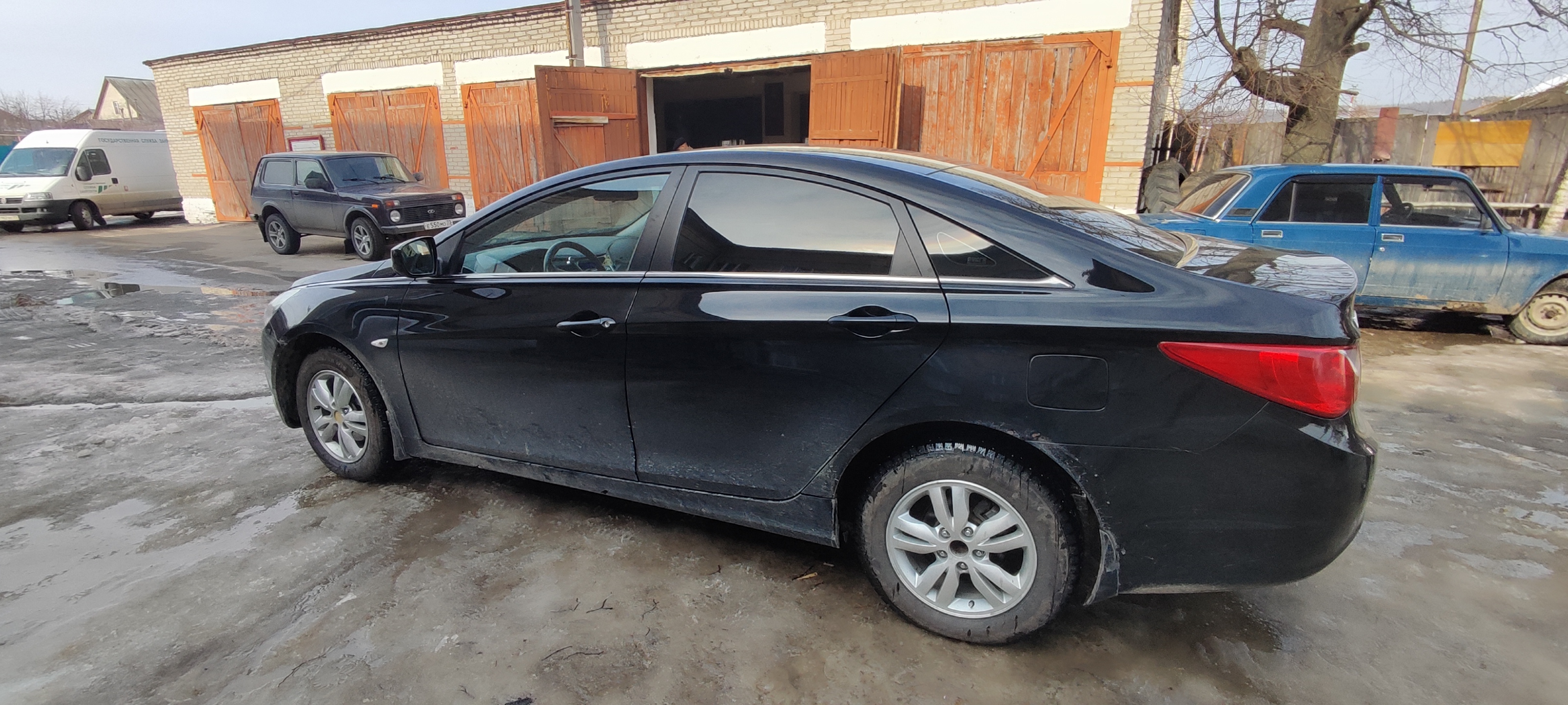 Транспортное средство HYUNDAY SONATA