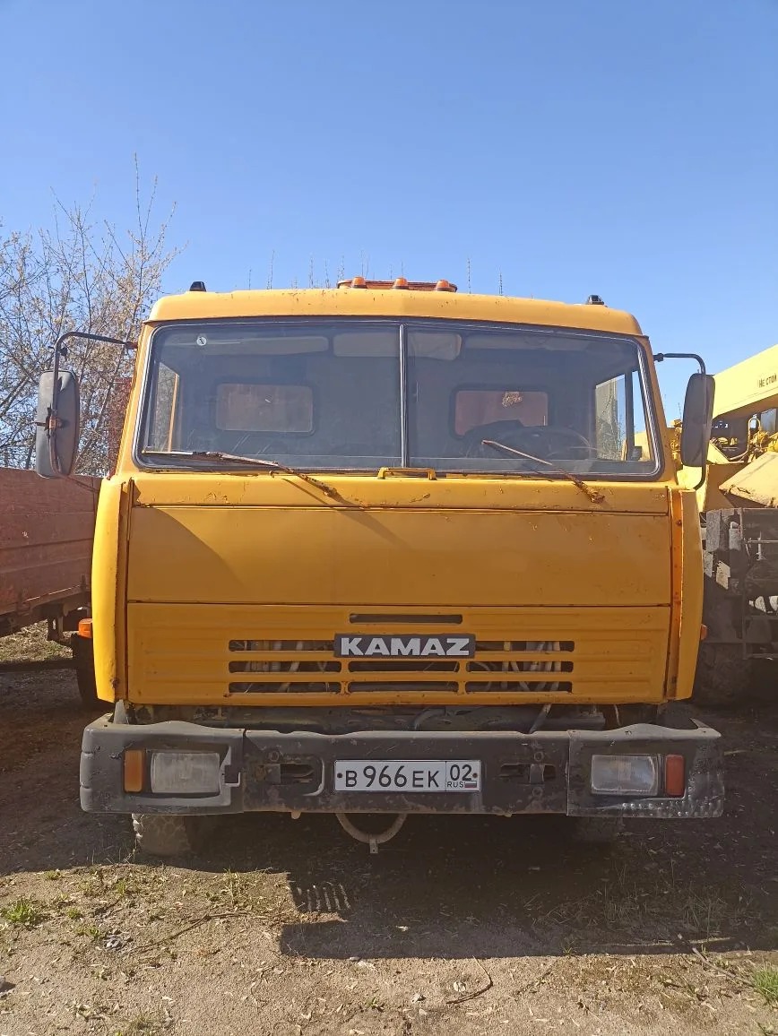 Автомобиль КАМАЗ 55111