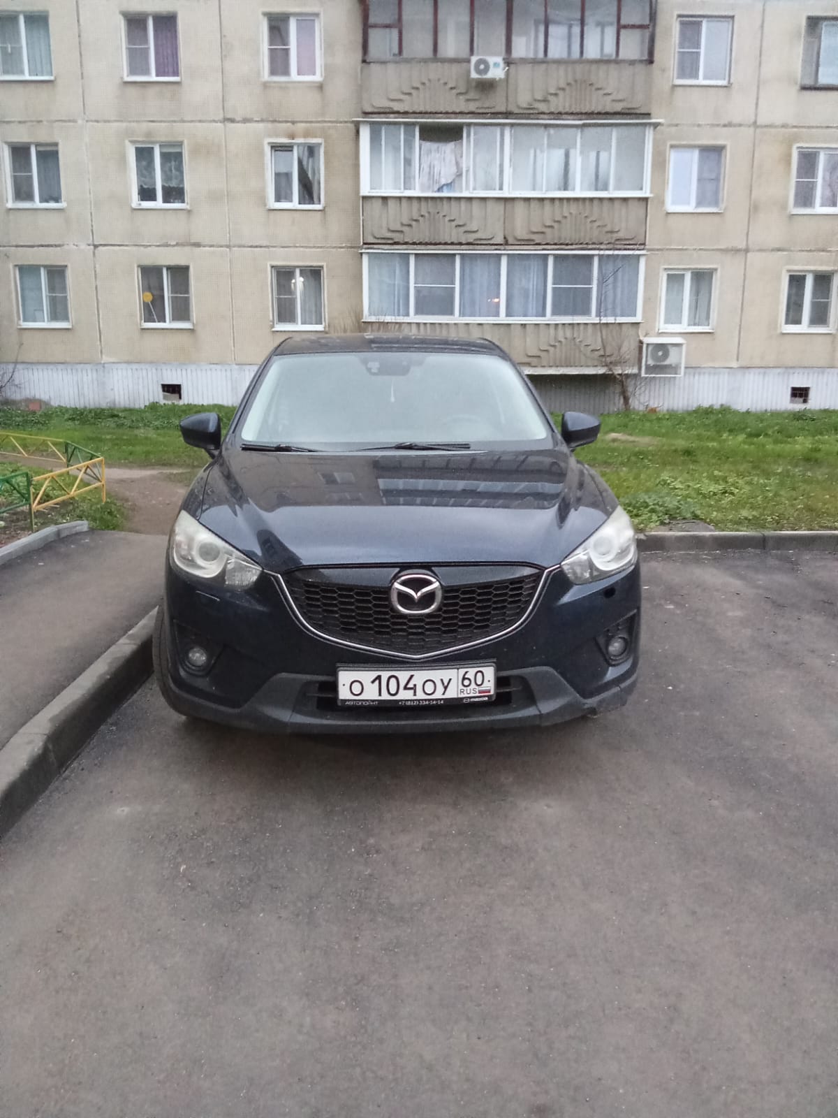 Лот № 3 (вторичные). Автомобиль Mazda CX-5, 2014 года выпуска, государственный номер O104OУ60, идентификационный номер (VIN) RUMKE1978EV025189. Местонахождение: Псковская обл., г. Великие Луки, ул. Печорская, д. 2. Основание для реализации на торгах - постановление судебного пристава-исполнителя о передаче на реализацию на торгах. Должник (собственник) – Пупляев Е.О.
