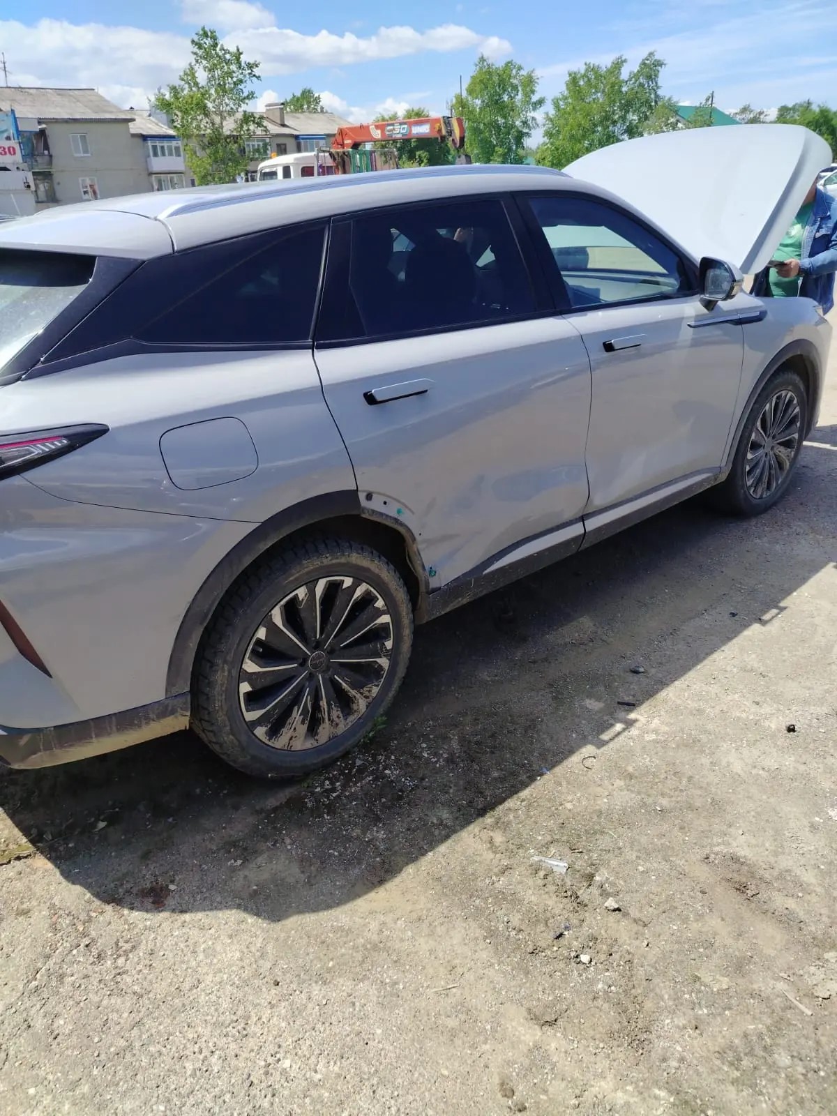 автомобиль EXEED RX, год выпуска 2023, lvd24bd666522, цвет серый, гос номер Н646ОН65, VIN LVTDD24B6PD666522, номер кузова (прицепа): LVTDD24B6PD666522, объем двигателя, см. куб.: 1998.000, должник Павлючик В.С., местонахождение: 3-я строительная 1-А, ст 1 (автостоянка) Обременение: арест, залог.