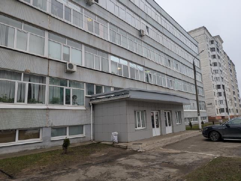 Нежилые помещения в здании, включающее в себя:- 4 этаж, помещение 404, комната на плане №19, площадью 36,2 кв.м. и комната на плане №20, площадью 7,7 кв.м. Общая площадь 43,9 кв.м. для использования в целях - офис. - 4 этаж, помещение 411, комната на плане №7, площадью 16,9 кв.м. и комната на плане №6, площадью 36,4кв.м. Общая площадь 53,3кв.м. для использования в целях - офис.
