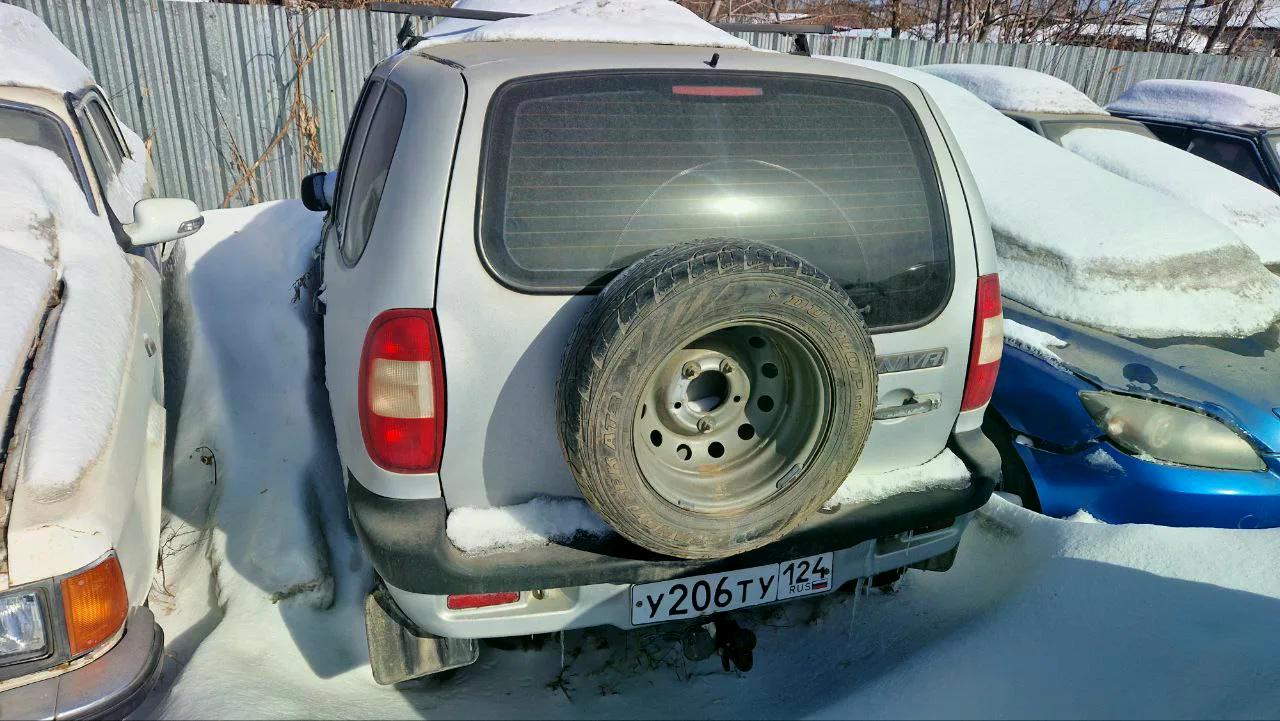 Автомобиль CHEVROLET NIVA, г/н У206ТУ124, 2004 г.в., VIN X9L21230040039067, двигатель № 0047548, цвет серый, комплектность и состояние  не проверялась данное  имущество обращено в доход государства. Находится в Ачинском районе  (Документы отсутствуют)