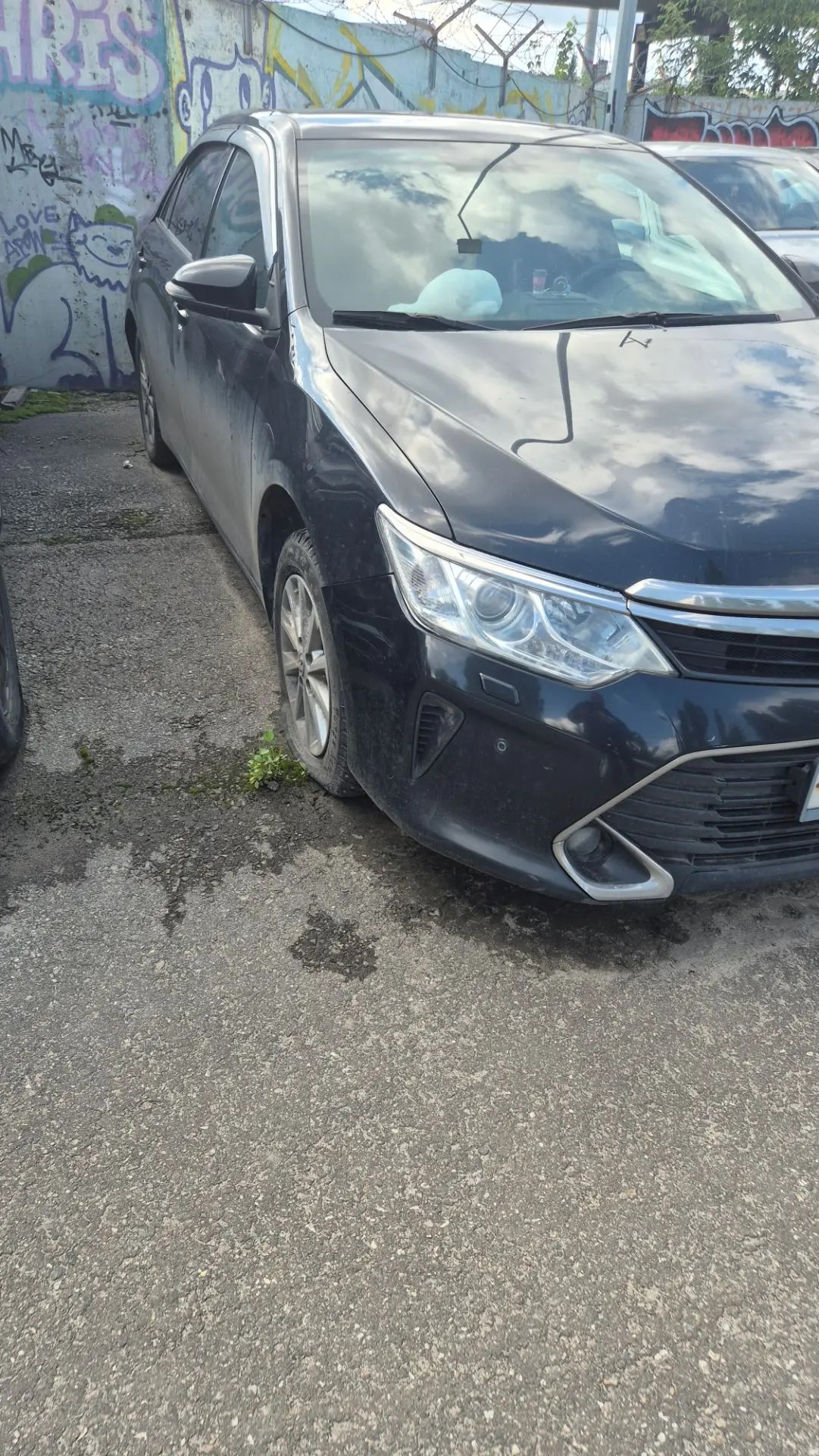 а/м Toyota Camry чёрного (металлик) цвета, 2016 г.в., гос. №T868CK 152, VIN XW7BF4FK60S139960, зарегистрировано ограничение