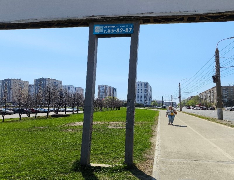 Рекламная конструкция-щит (билборд) двухопорный двусторонний (номенклатурный №: 151421) с размерами информационного поля: 6х3 м.