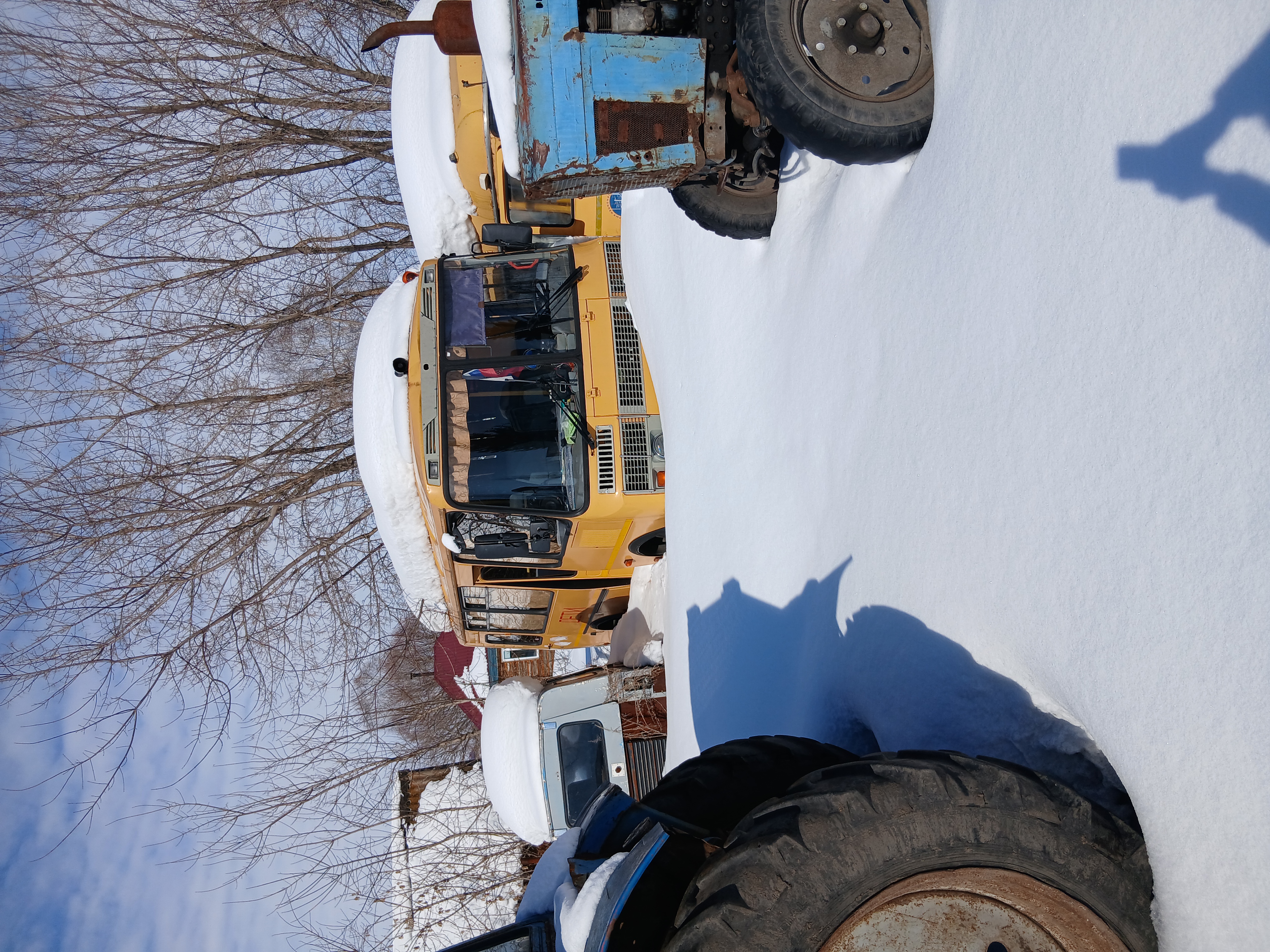 Автобус ПАЗ 32053-70, VIN Х1М32058ХD0001635, марка, модель ТС – ПАЗ 32053-70, наименование (тип ТС) - автобус для перевозки детей, категория ТС (А, В, С, D, прицеп) - D, год изготовления ТС - 2013, модель, номер двигателя - 523420 D1001853, шасси (рама) № - отсутствует, кузов (кабина, прицеп) № - X1M32058XD0001635, цвет кузова (кабины, прицепа) - желтый, мощность двигателя, л.с. (кВт) - 122,4 (90), рабочий объем двигателя, куб. см. – 4670, тип двигателя – бензиновый, экологический класс – 4