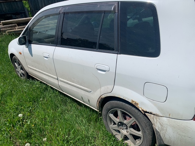 Легковой автомобиль универсал MAZDA Premacy, 2002г.в., г/н T705EO124, VIN отсутствует, номер кузова СР8W 310167, номер двигателя 781477, цвет белый. Начальная цена продажи 150 000 руб. Задаток 22510 руб.