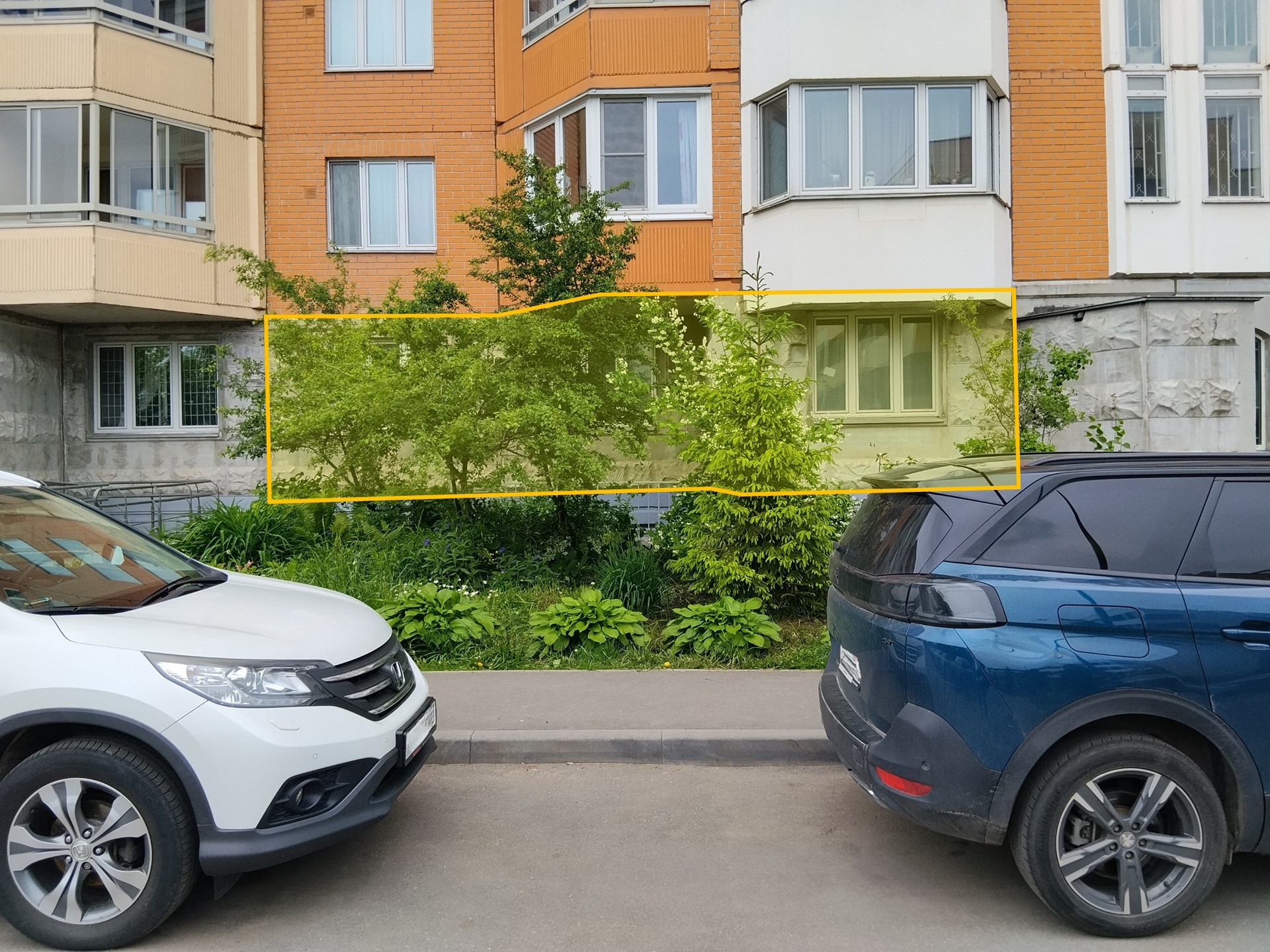 Продажа имущества, находящегося в собственности города Москвы, нежилое помещение по адресу: г. Москва, ул. Авиаторов, д. 5, площадью 115,9 кв. м (этаж № 1), кадастровый номер: 77:07:0015007:4643.