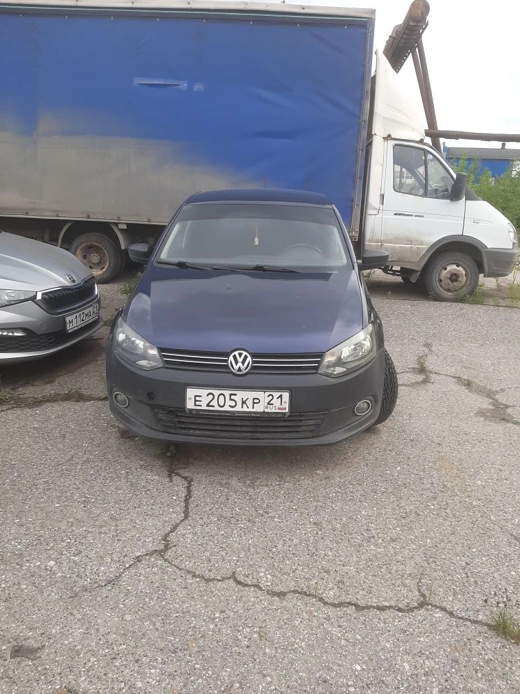 АМТС Фольксваген Поло, 2014 г.в., г/н Е205КР21, VIN XW8ZZZ61ZEG070801, цвет темно-синий