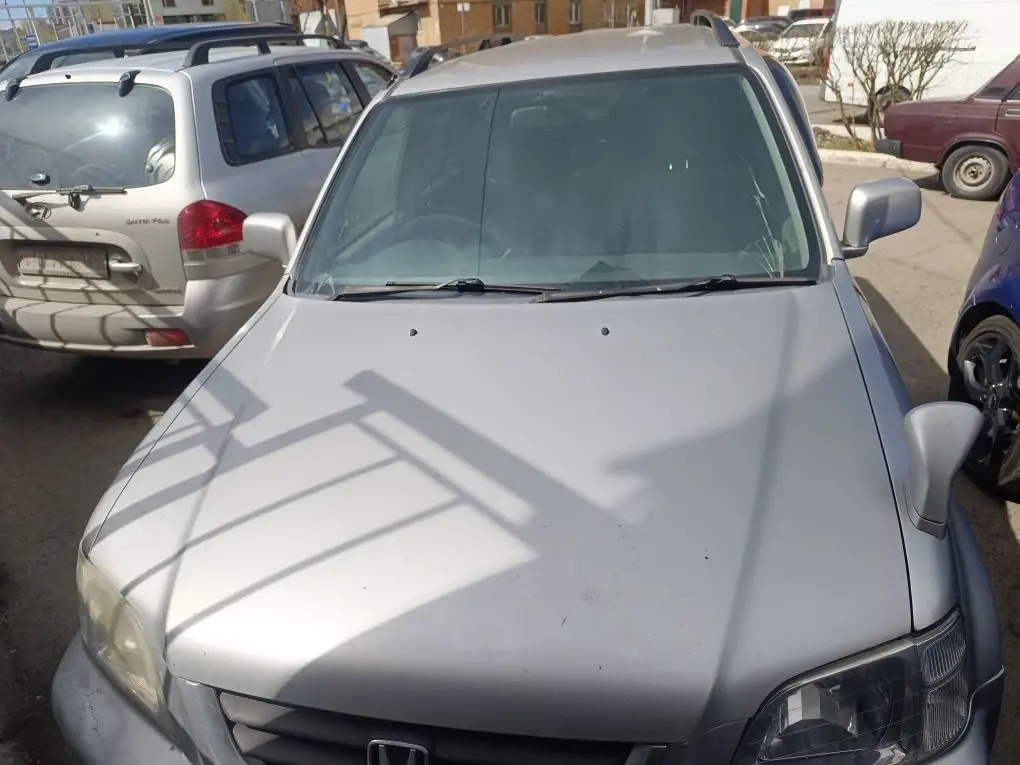 Автомобиль Honda CR-V, г/н Х014ТК24, 1997г.в., № кузова RD11210331. Рабочее состояние, и комплектность автомобиля не проверялось. Находится в г. Красноярск, данное имущество обращено в доход государства (Документы, ключи отсутствуют). (202/26)