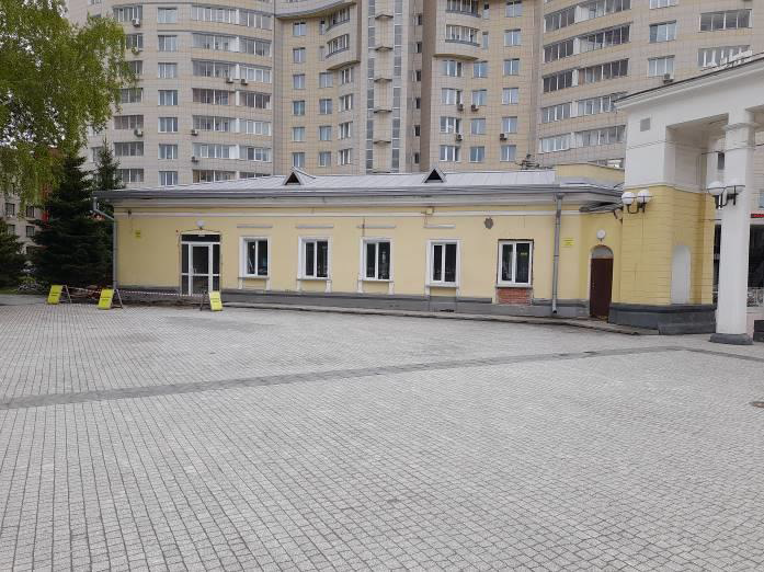 Право на заключение договора аренды недвижимого имущества - Нежилое здание (бильярдная), площадью 146,1 кв.м.