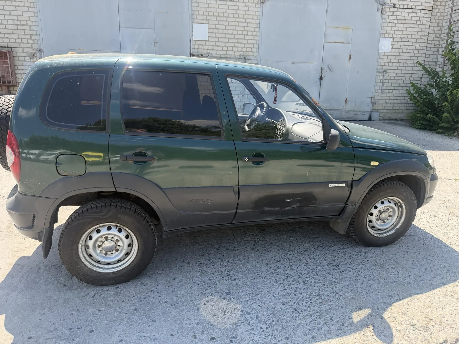 Автомобиль легковой Chevrolet Niva 212300-55