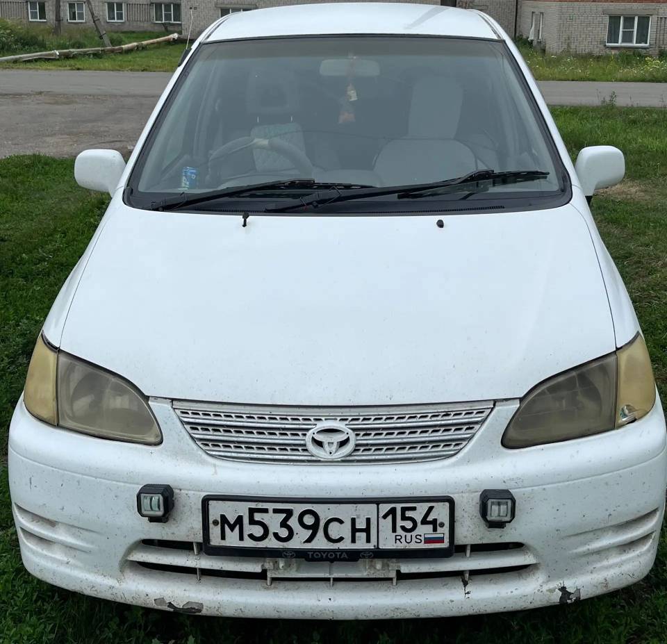 Легковой автомобиль Toyota Corolla Spacio, 1999 г.в., г/н М539СН154, номер двигателя 4А Н374496, номер кузова АЕ1116130580, белого цвета (залог)