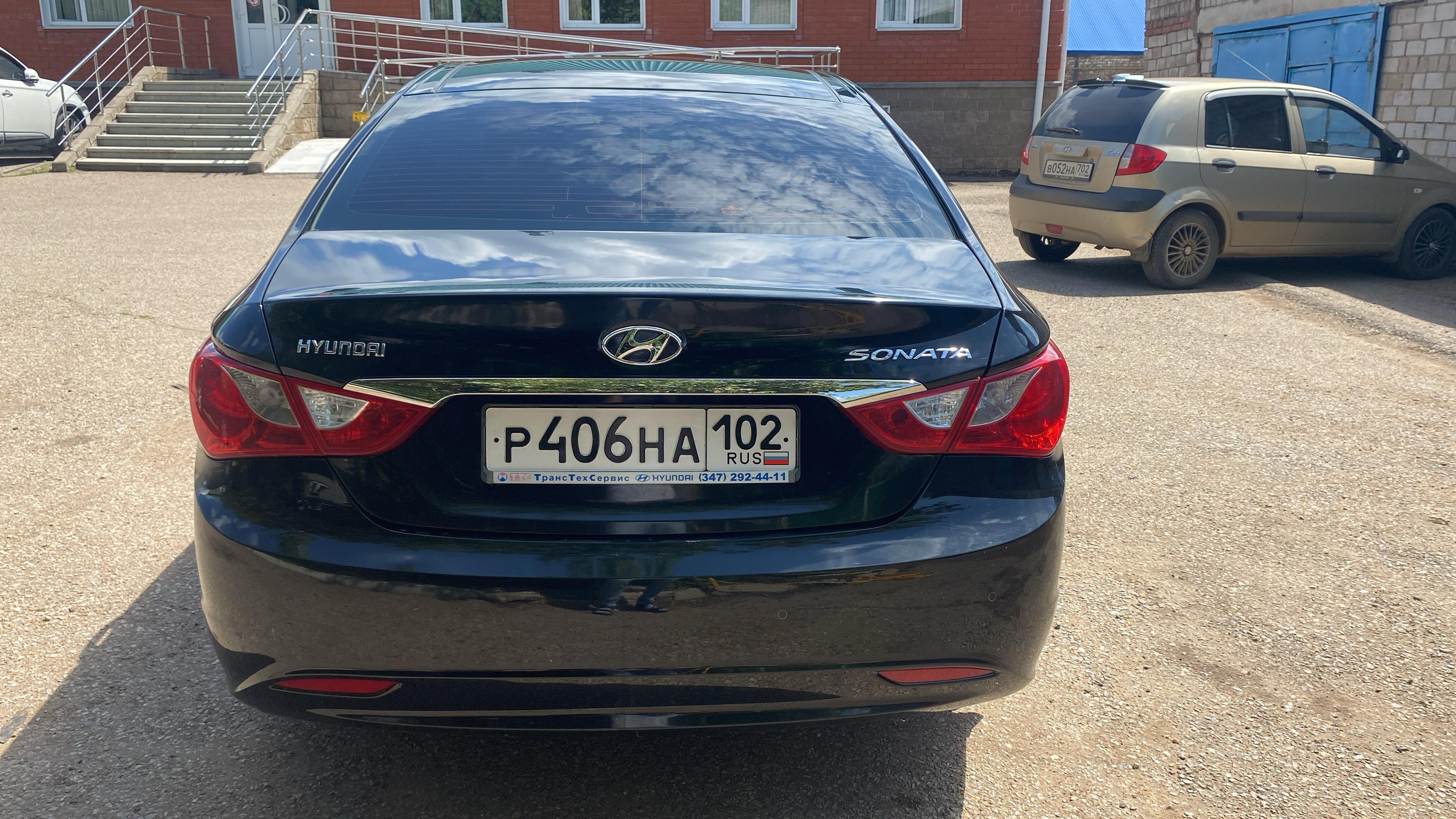 Легковой автомобиль HYUNDAI SONATA