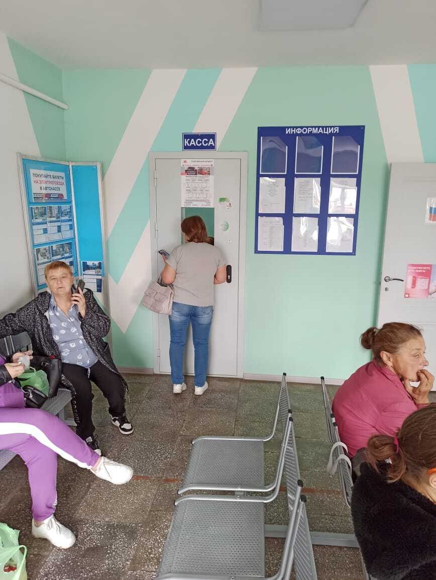 Нежилое помещение, общей площадью 8,2 кв.м., расположенное по адресу: Российская  Федерация, Новосибирская  область, Северный  район, с. Северное,  ул.  Октябрьская, дом 19 (экспликация плана помещения прилагается).