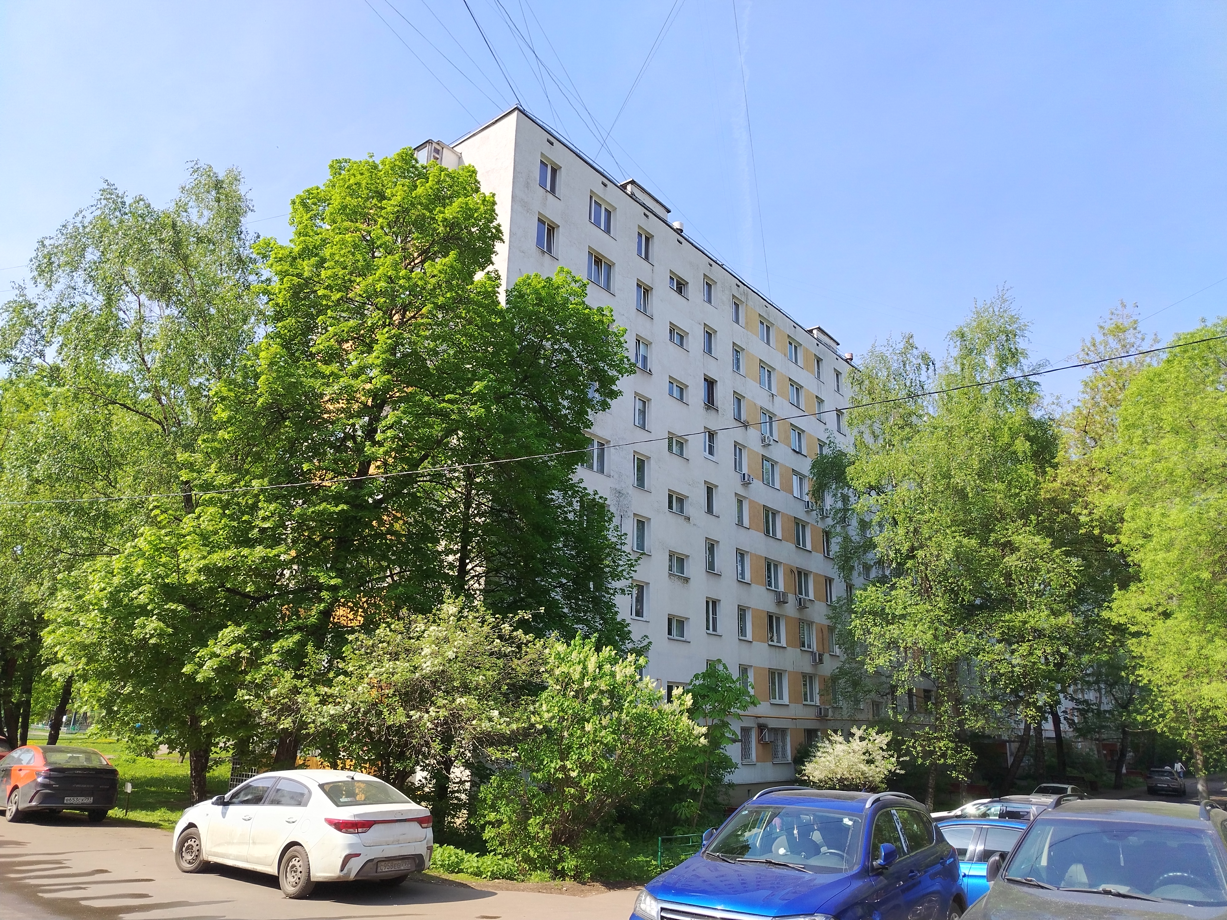 Продажа имущества, находящегося в собственности города Москвы, жилое помещение по адресу: г. Москва, ул. Кухмистерова, д. 13, кв. 250, общей площадью 43,7 кв.м, (Этаж № 09), кадастровый номер: 77:04:0003007:5179.