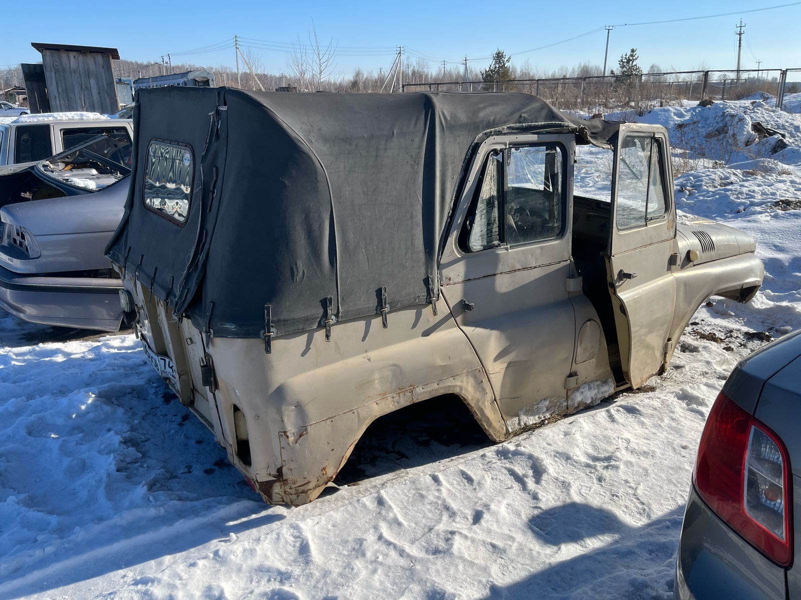 Автомобиль УАЗ 31512, г/н А263ОВ74, 1990 г.в. (разобрана, остался только кузов)