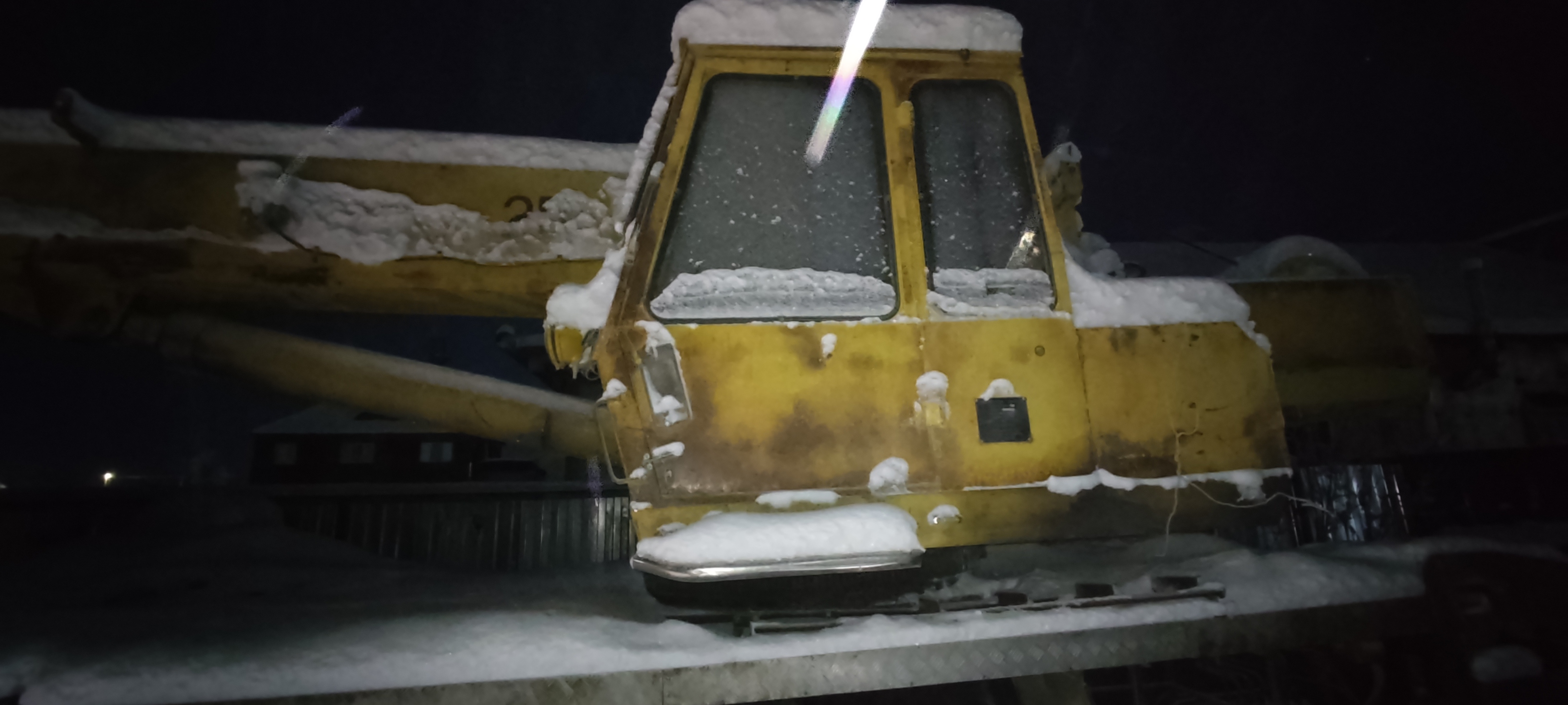 КАМАЗ КС54711-1, 2008 г.в., С510КН14, цвет оранжевый, VIN: XVN547111800000420. Местонахождение: РС(Я), г. Якутск. Собственник Мкртчян М.Г.