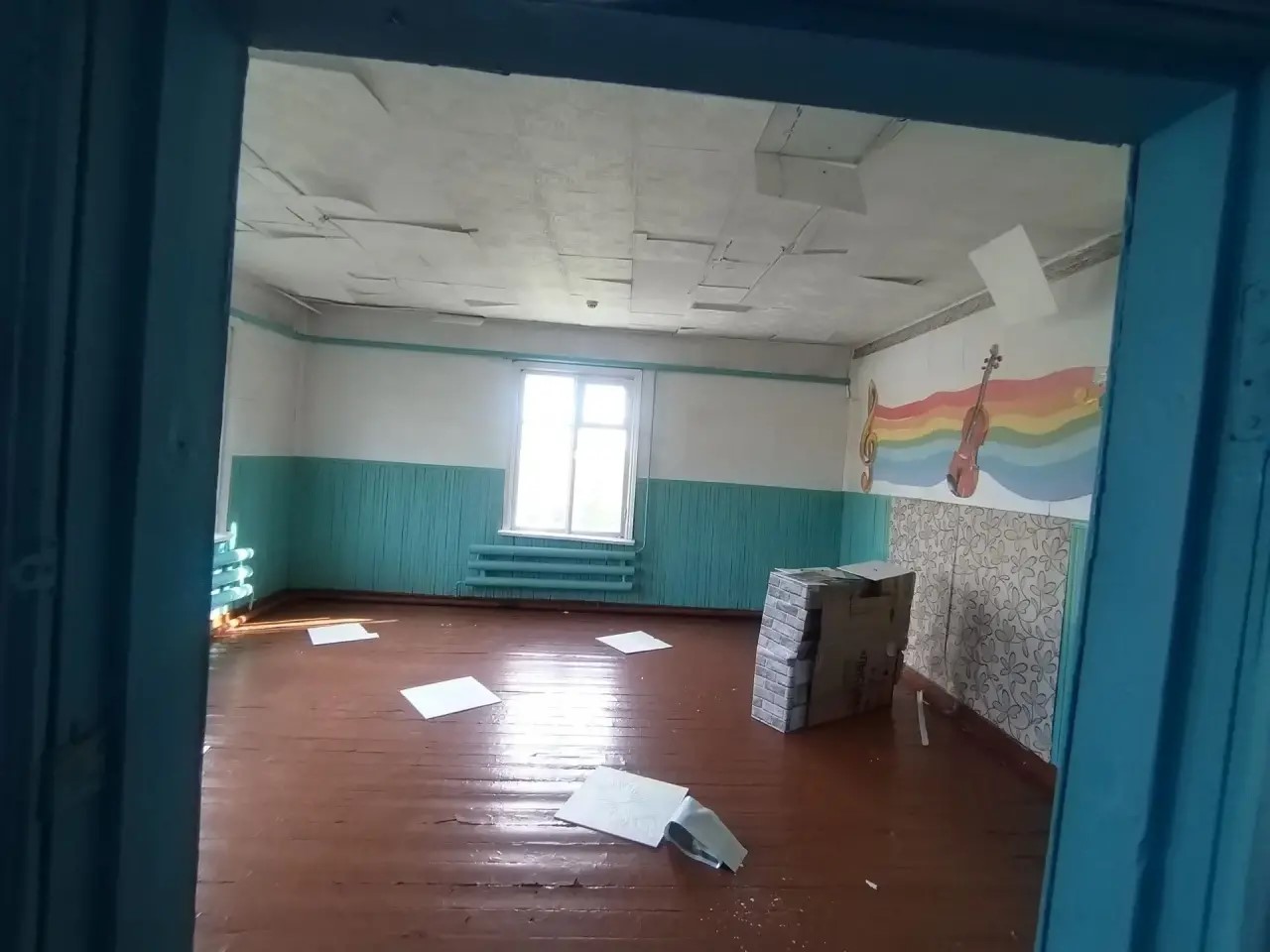 Нежилое здание, общей площадью 204,3 кв.м., кадастровый номер 38:12:030201:223