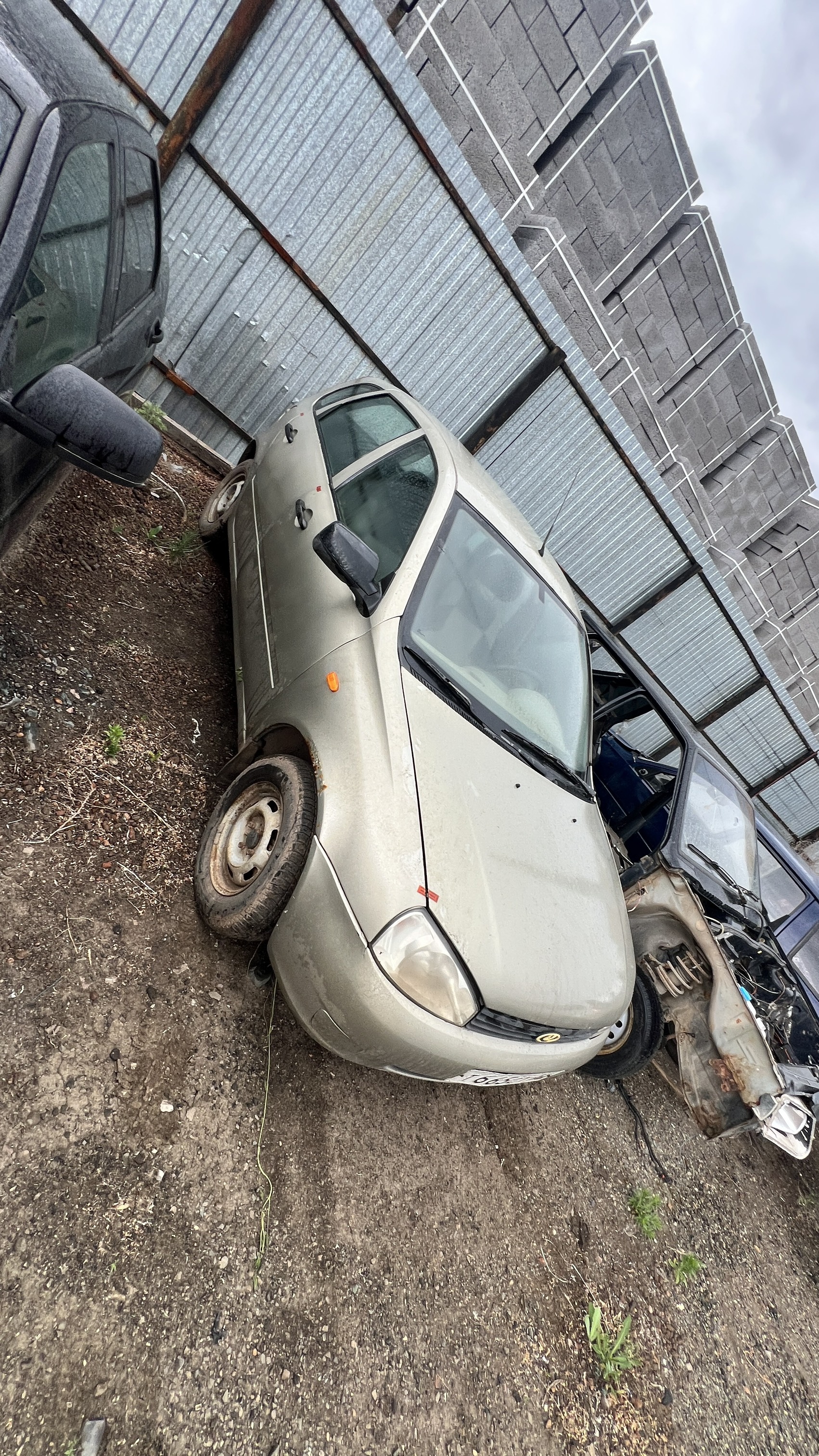 Автомобиль Лада Калина 111930, 2012 г/в, г/н Т 665СТ 56, VIN XTA111930C0207290, цвет серо-бежевый