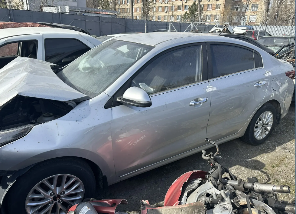 Автомобиль КИА РИО