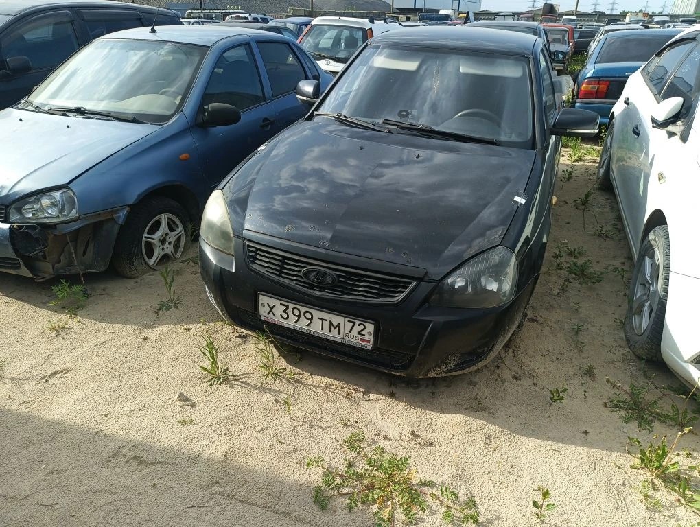 Автомобиль марки ВАЗ 21703 Лада Приора, г.в. 2007, гос.номер Х399ТМ72 VIN XTA21703070042169, цвет черный. ТС обременено ЗАЛОГОМ, который остается на имуществе, согласно ГК РФ (покупатель оплачивает залог самостоятельно). ТС имеет ограничения ФССП на регистрационные действия (ключи и документы отсутствуют, техническое состояние не проверялось, пробег не известен). Имущество продается в том виде, в каком оно есть, в случае продажи возврату/обмену не подлежит.