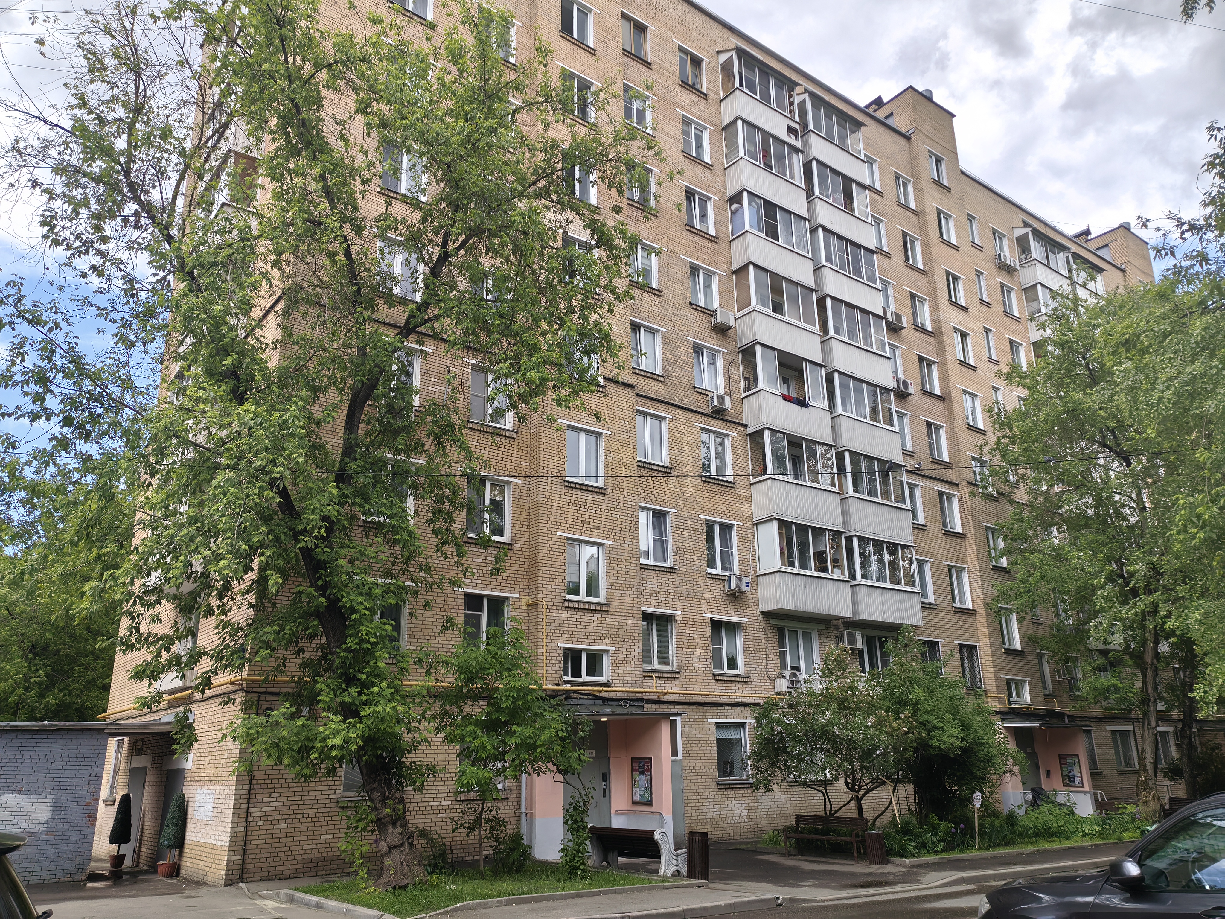 Продажа имущества, находящегося в собственности города Москвы: жилое помещение по адресу: г. Москва, ул. М. Калитниковская, д. 9, кв. 34, общей площадью 55,5 кв. м. (Этаж № 2). кадастровый номер: 77:01:0006035:2124