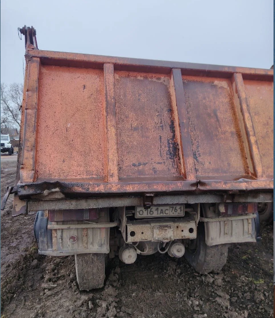 Автомобиль КАМАЗ 35511, 1988 г.в., VIN XW117401009326649, частично разукомплектован, не на ходу, бывший в эксплуатации, с видимыми повреждениями, потертостями, дефектами, возможны скрытые повреждения и дефекты Имущество, обращенное в собственность государства (2630.3)