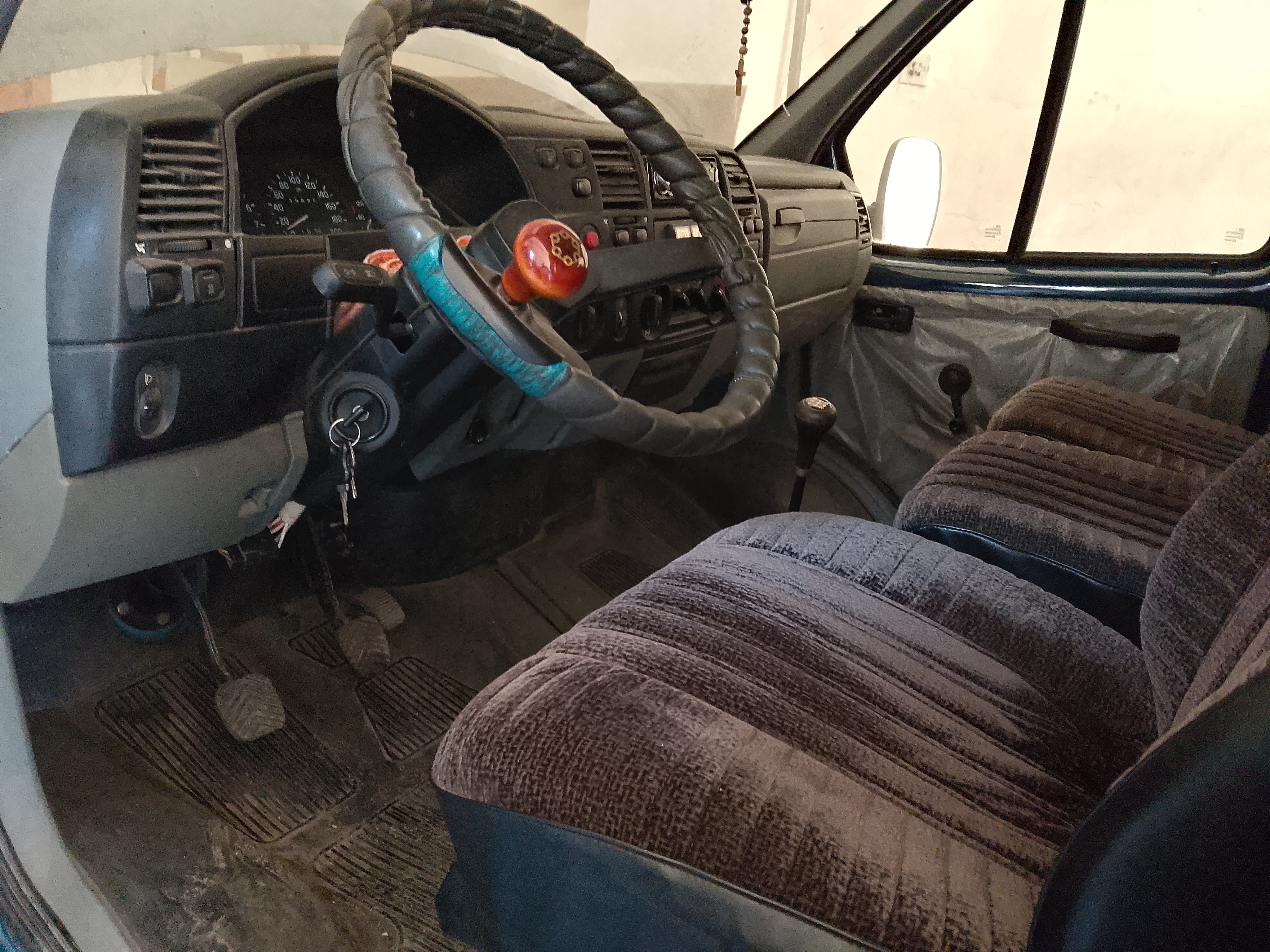 Автомобильная техника - ГАЗ 32213, VIN номер -ХТН32213040378117, 2004 г.в
