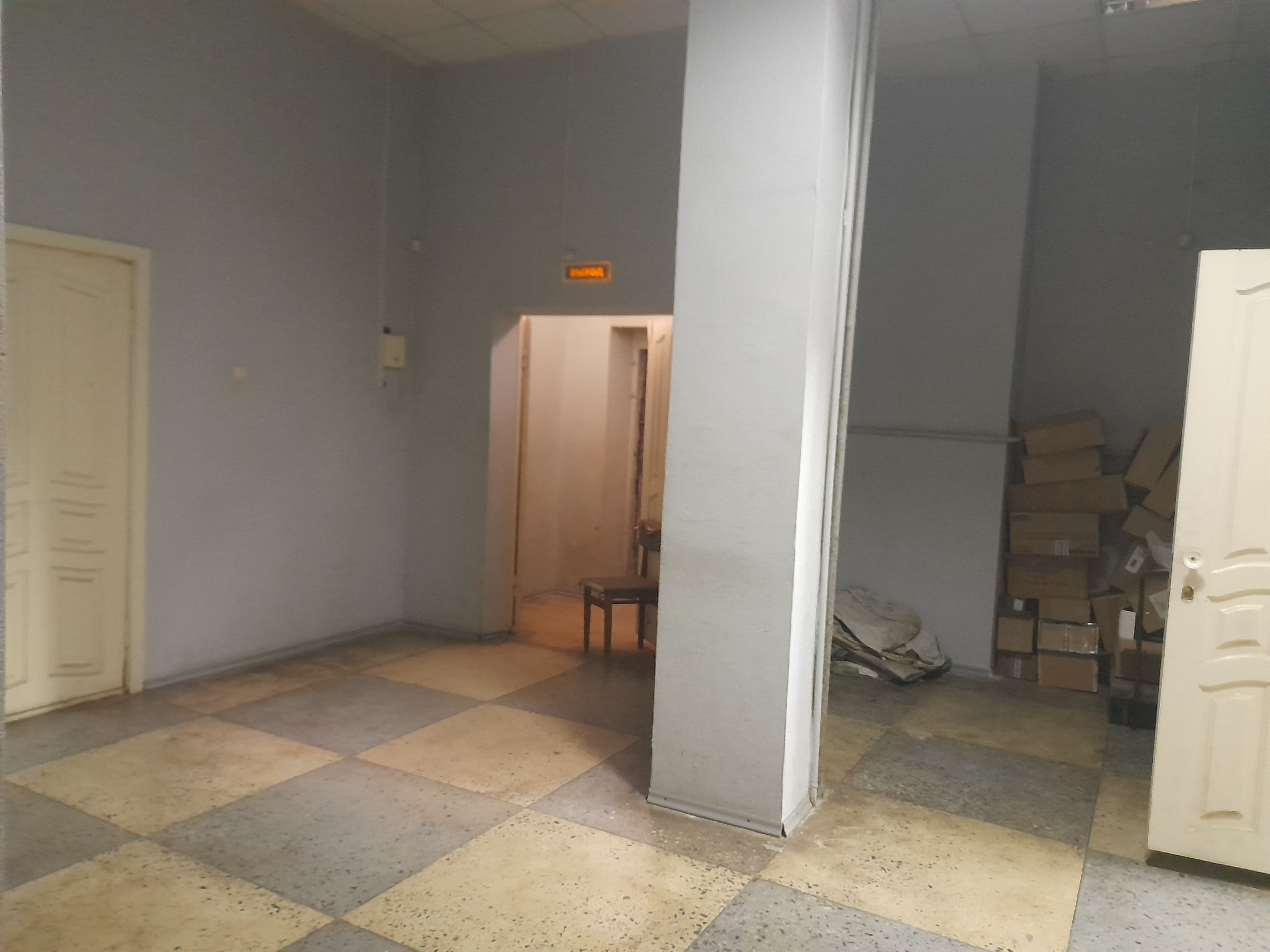 Объект аренды, площадь 112,6 кв. м, номера на поэтажном плане: этаж 1, ком. 21а, 22, 29, 29а, 30, часть 20, адрес (местонахождение) объекта: Тульская область, г. Тула, ул. Октябрьская, д 97, 1-2,2а,2б,3,4,4а,5-10,10а,11-26 этаж 1;27-29,29а,30-34,34а,35-37 цокольн. этаж