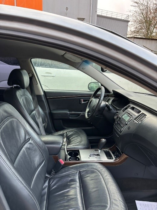 Легковой автомобиль Hyundai Grandeur TG 2.7 GLS AT, 2008 г.в.
