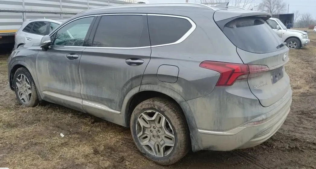 Автомобиль HYUNDAI SANTA FE, 2022 г.в., VIN XWES381HHM0006147, бывший в эксплуатации, с видимыми повреждениями, дефектами, возможны скрытые повреждения и дефекты Имущество, обращенное в собственность государства (2666)